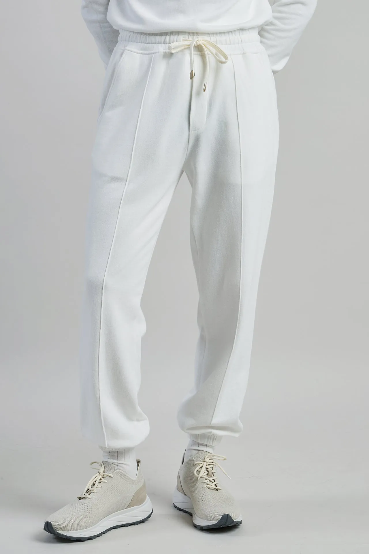 Men's Garment-Dyed Cotton Jersey Trousers with Pleats | Eleventy sold by Eleventy product image thumbnail 2