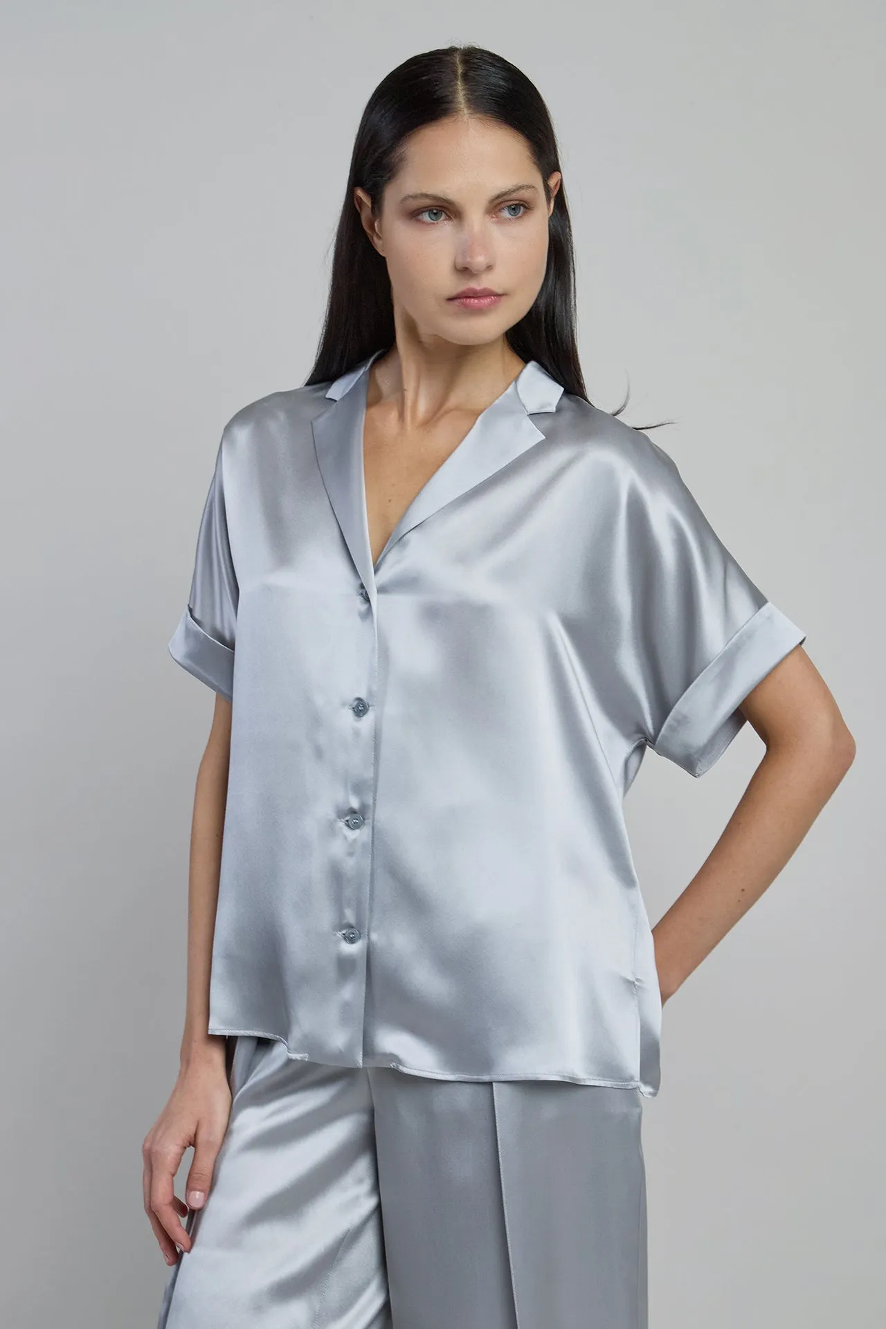Women's Short Sleeve Silk Shirt with Bowling Collar | Eleventy sold by Eleventy product image thumbnail 2