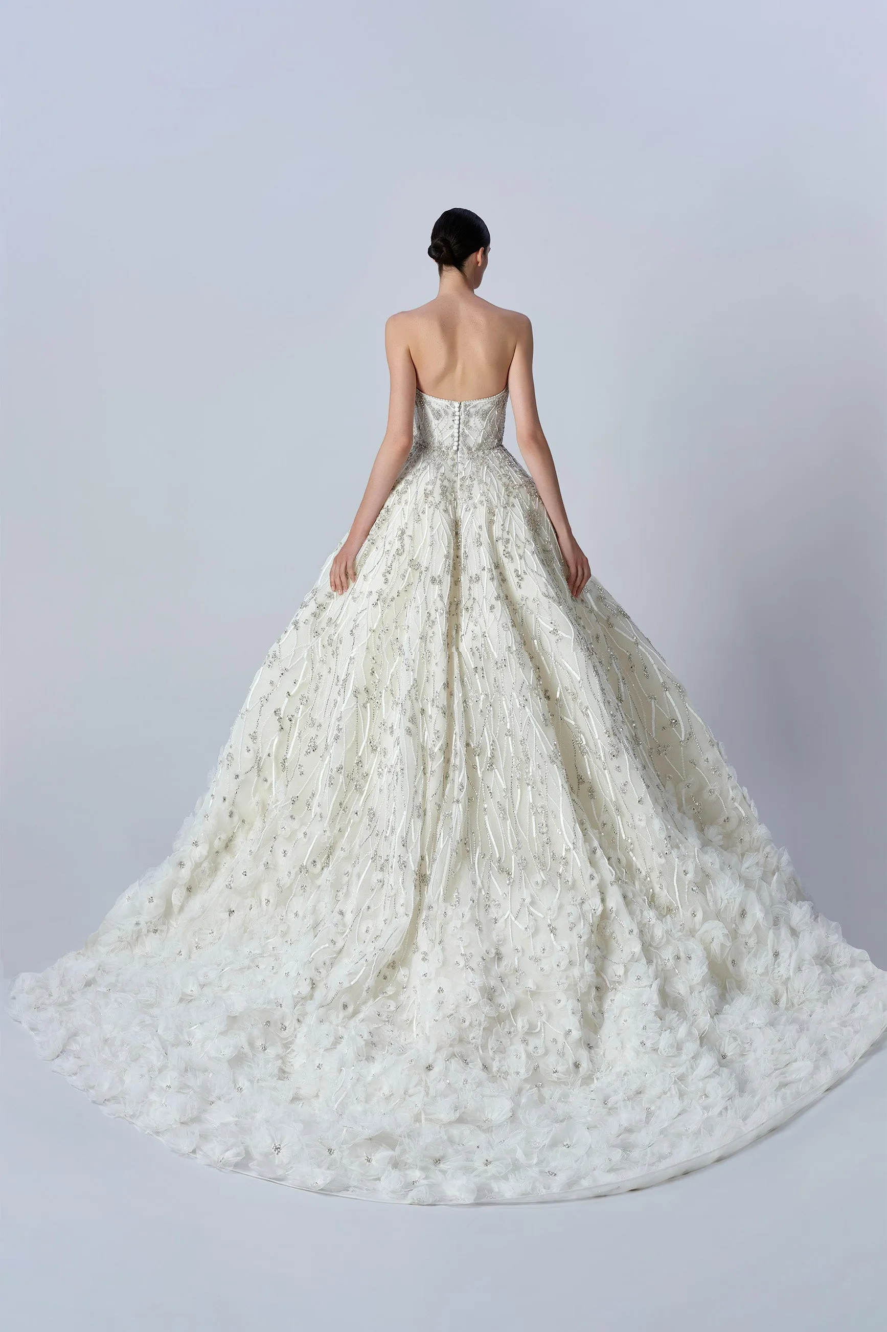 LOOK 17 sold by Elie Saab product image thumbnail 3