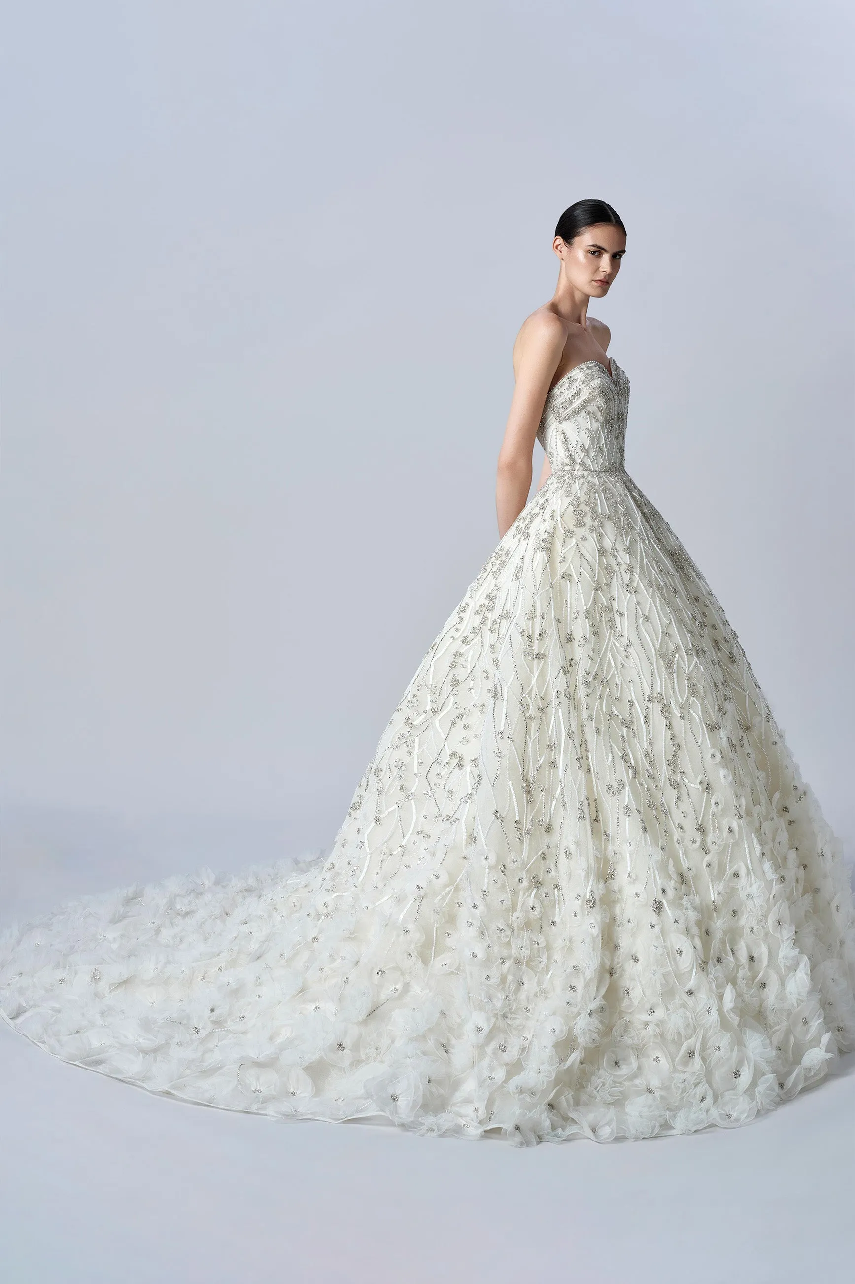 LOOK 17 sold by Elie Saab product image thumbnail 5