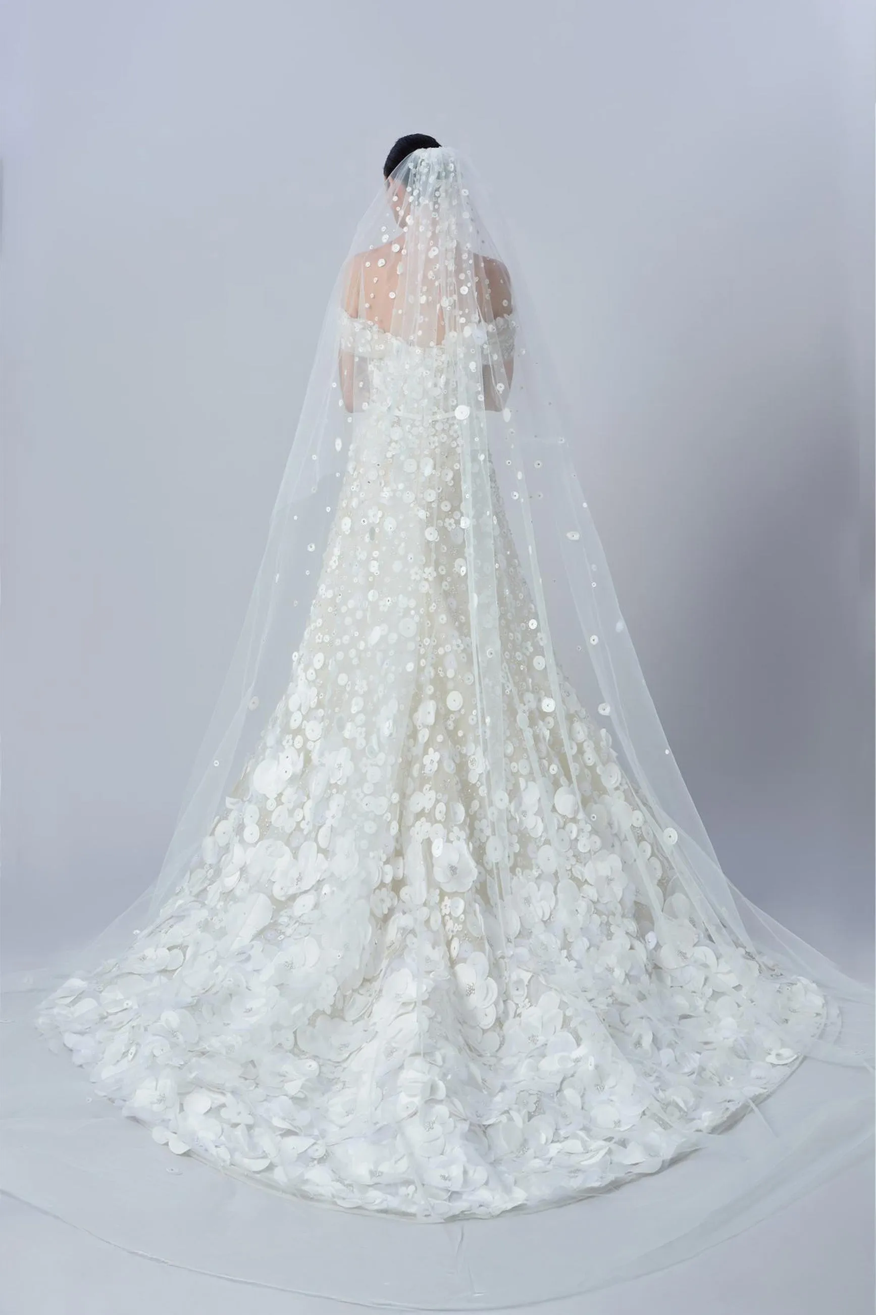 LOOK 15 sold by Elie Saab product image thumbnail 4