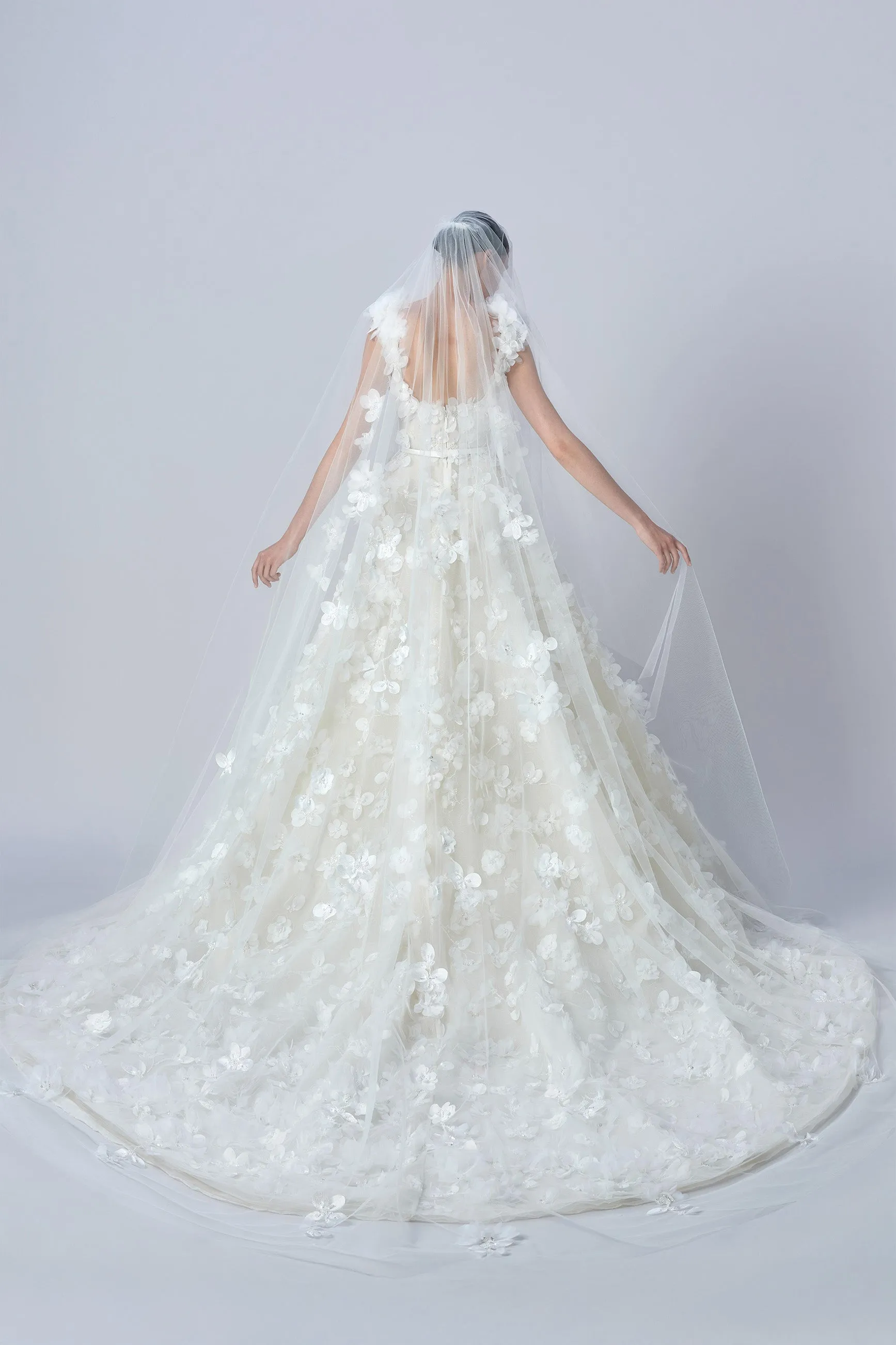 LOOK 14 sold by Elie Saab product image thumbnail 4