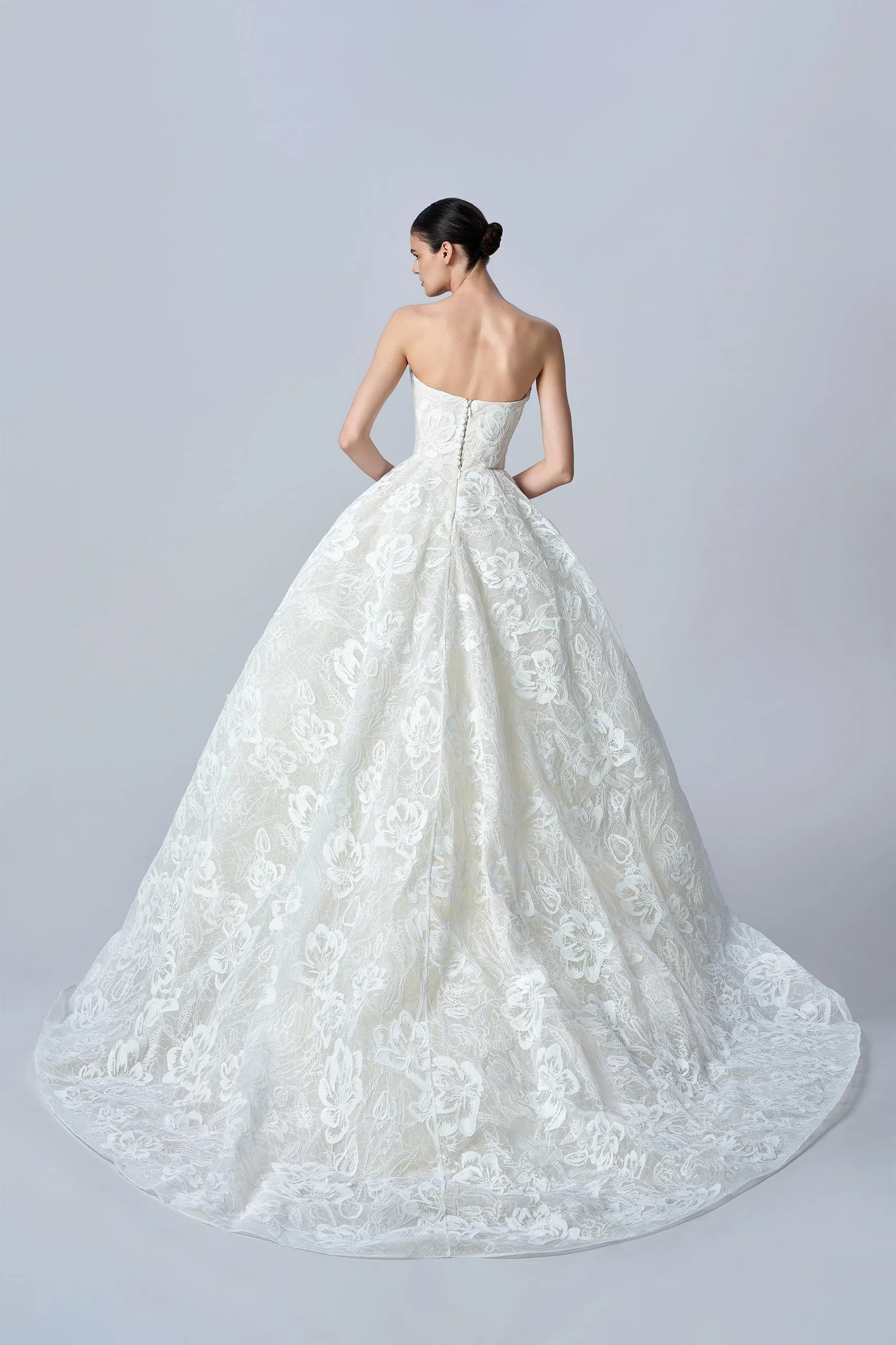 LOOK 12 sold by Elie Saab product image thumbnail 5