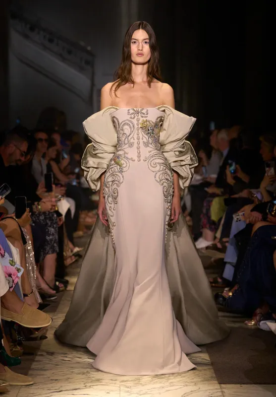 Look 52 sold by Elie Saab