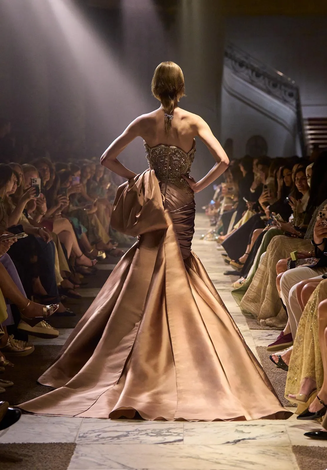 Look 51 sold by Elie Saab product image thumbnail 2
