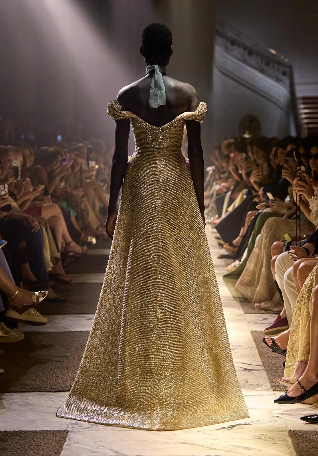 Look 49 sold by Elie Saab product image thumbnail 2