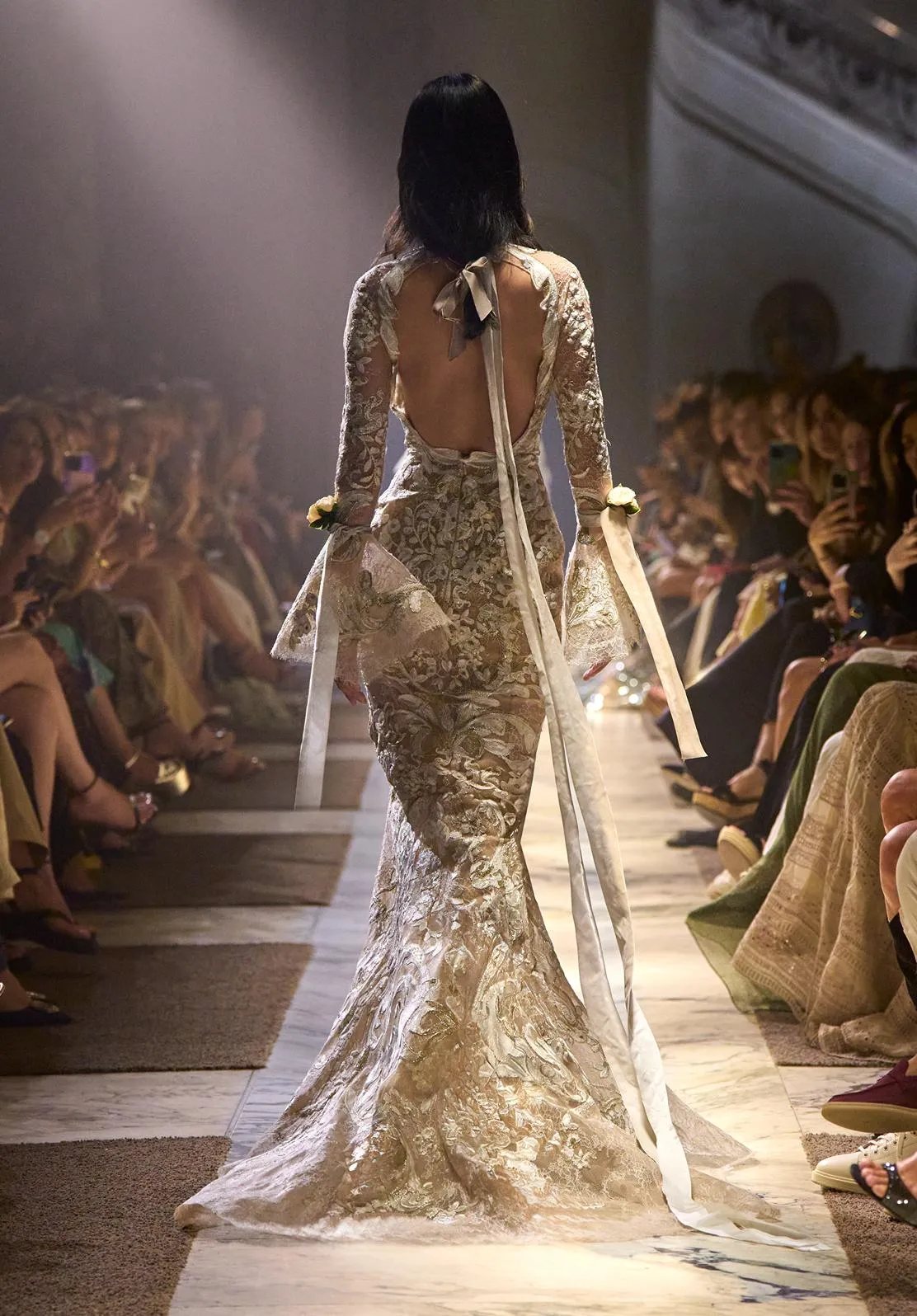 Look 47 sold by Elie Saab product image thumbnail 2