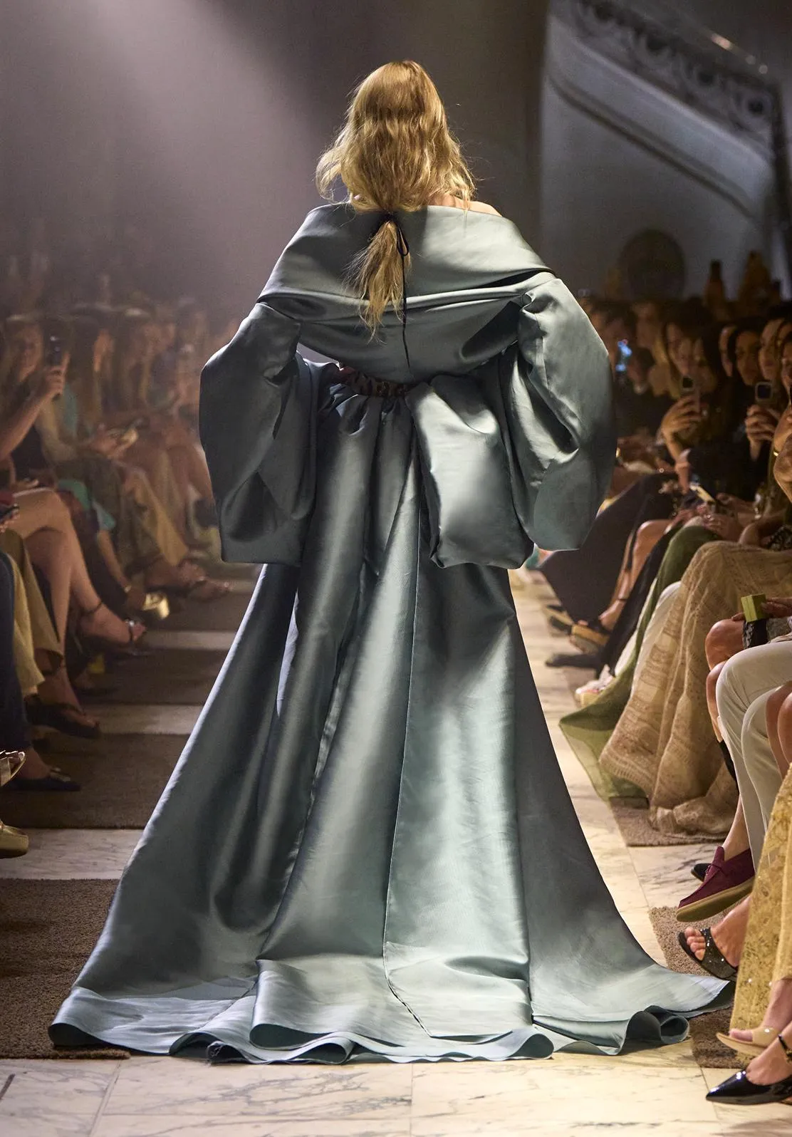 Look 41 sold by Elie Saab product image thumbnail 2