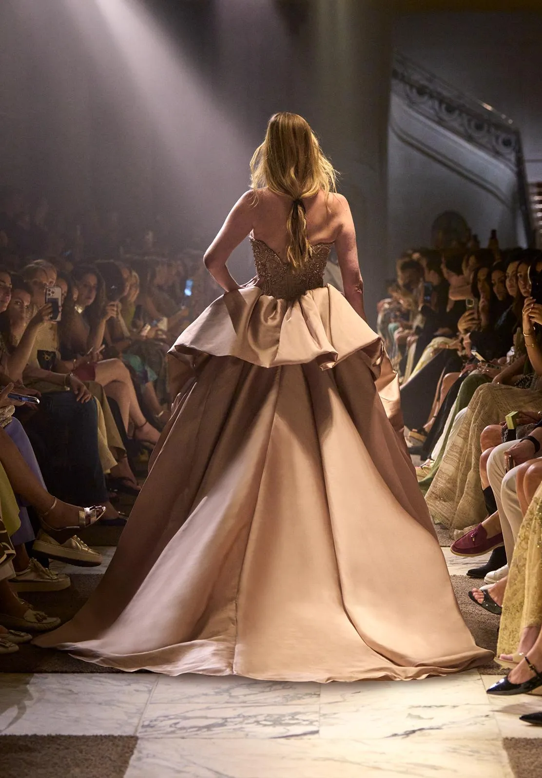 Look 37 sold by Elie Saab product image thumbnail 2