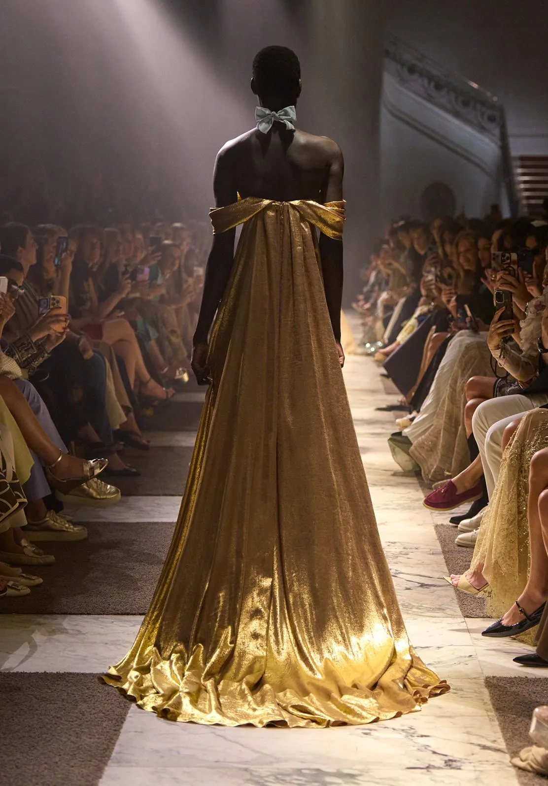 Look 10 sold by Elie Saab product image thumbnail 2