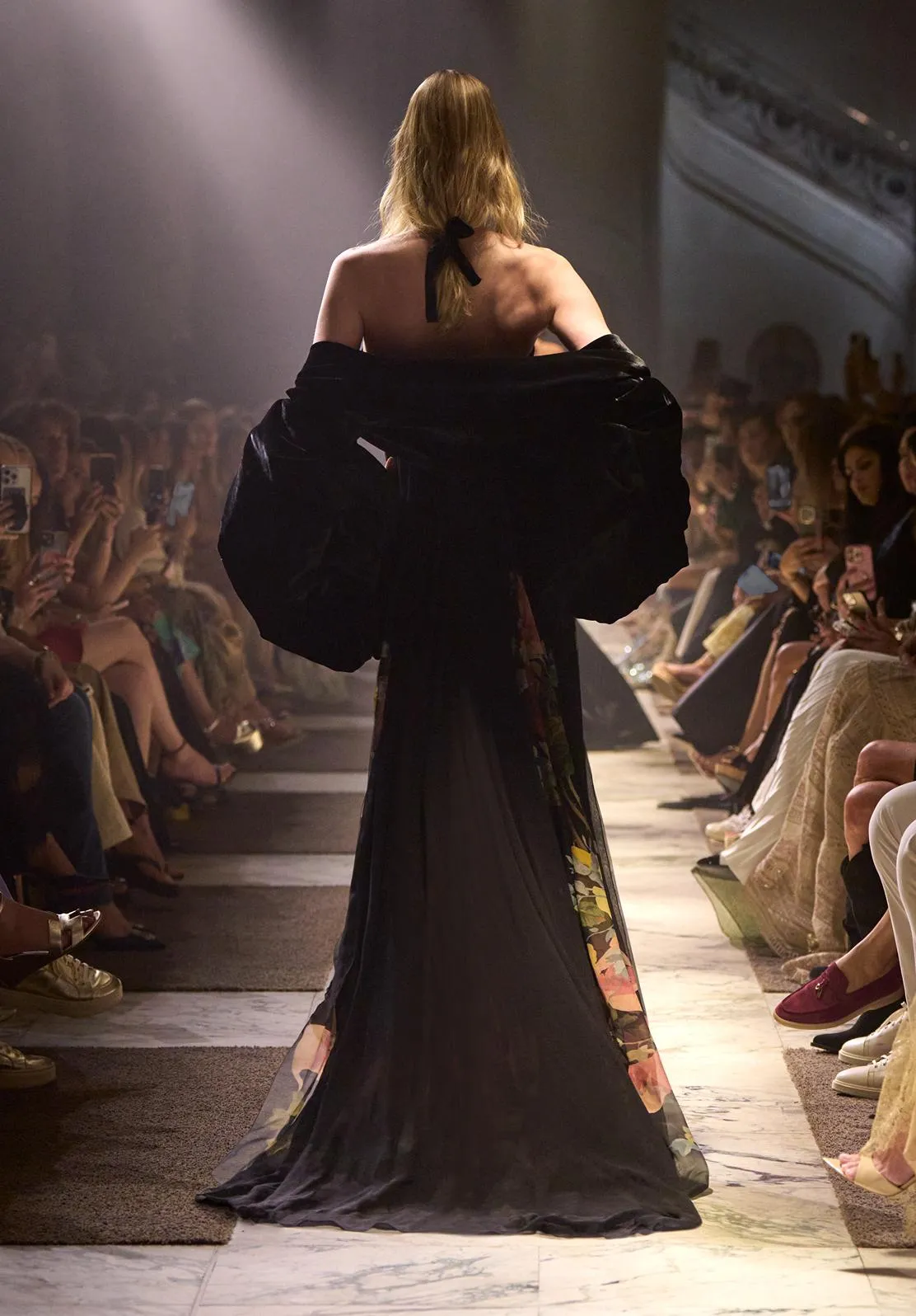 Look 5 sold by Elie Saab product image thumbnail 2
