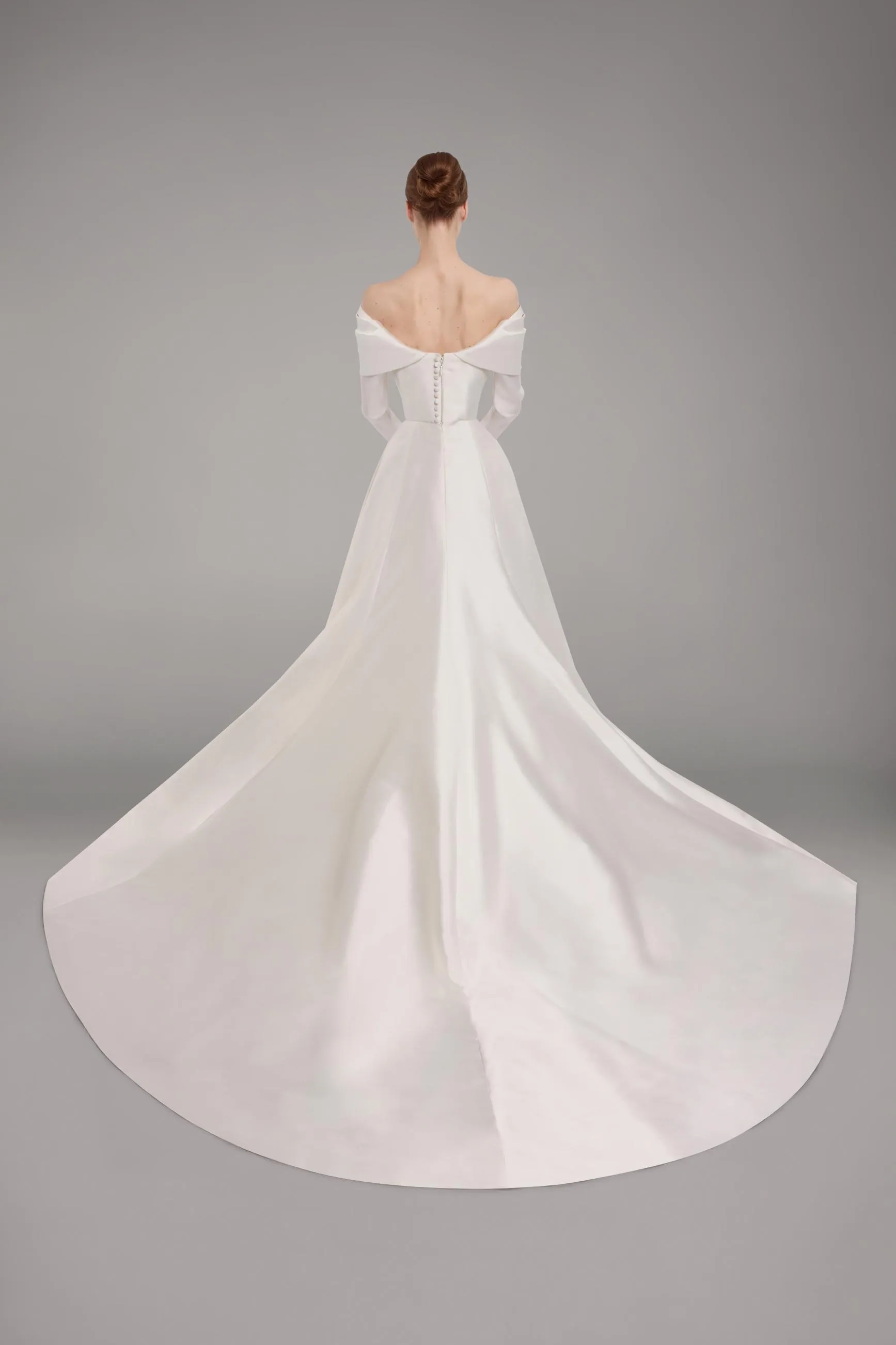 Look 17 sold by Elie Saab product image thumbnail 3