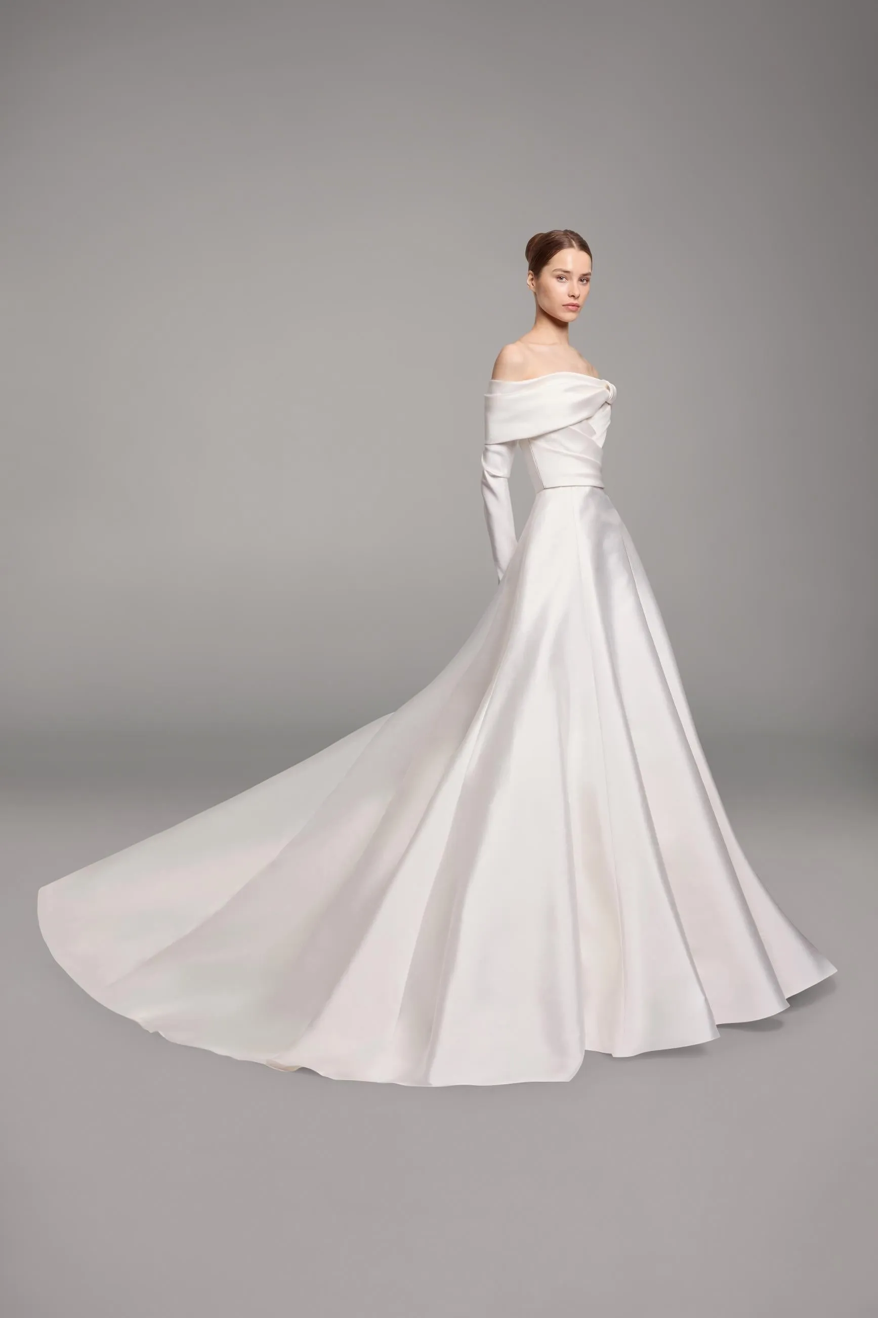 Look 17 sold by Elie Saab product image thumbnail 4