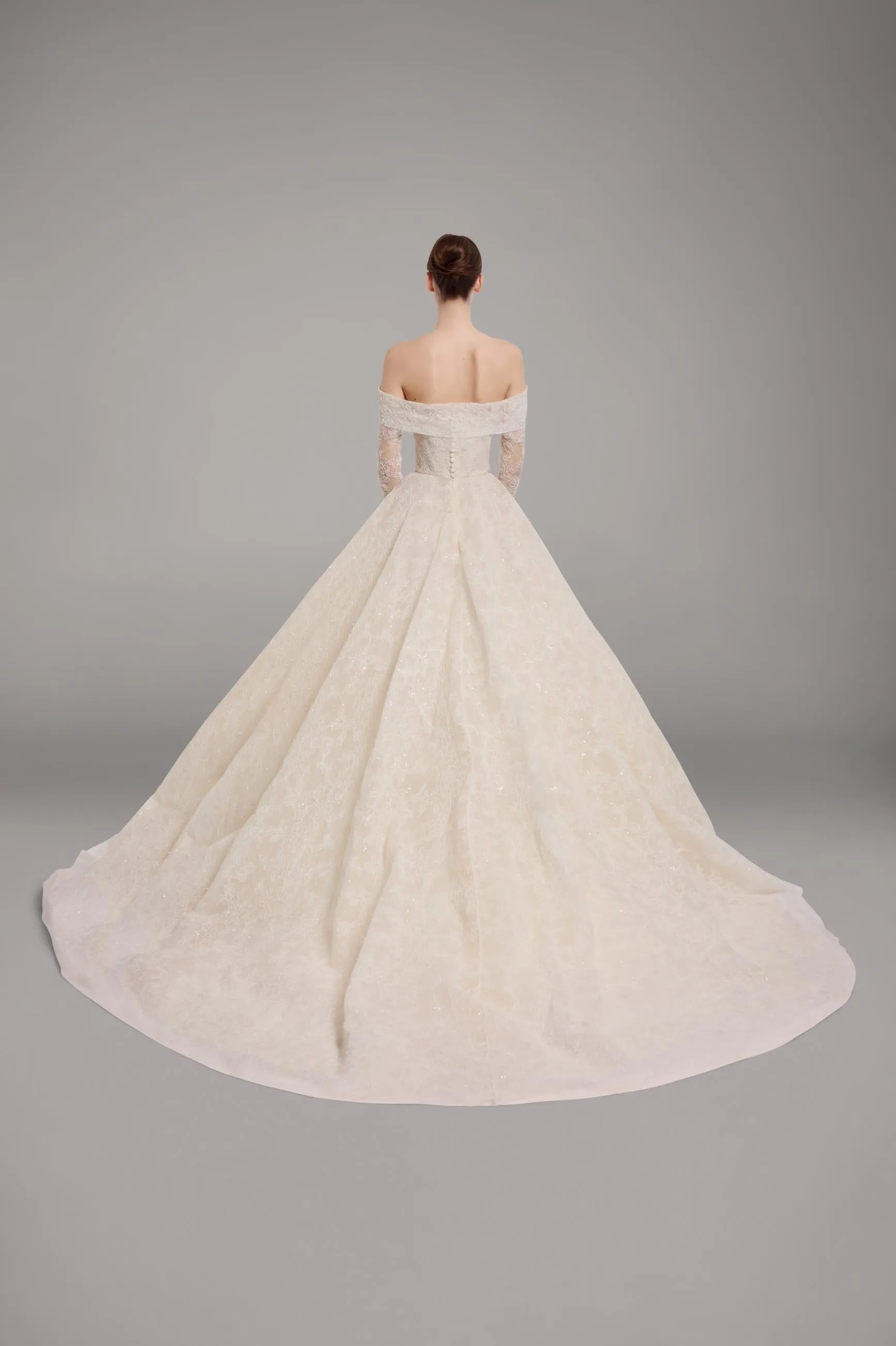 Look 11 sold by Elie Saab product image thumbnail 3