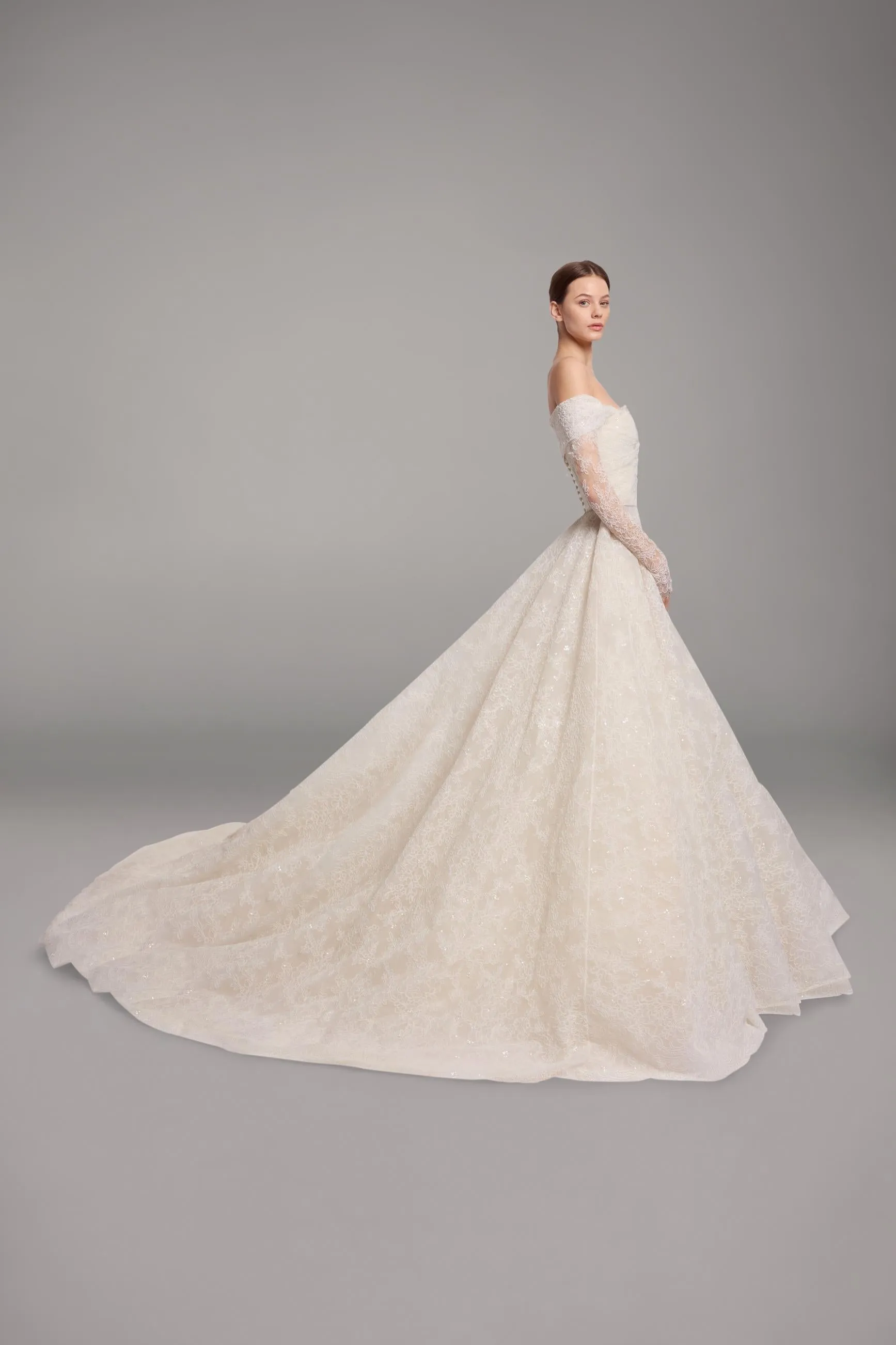 Look 11 sold by Elie Saab product image thumbnail 4