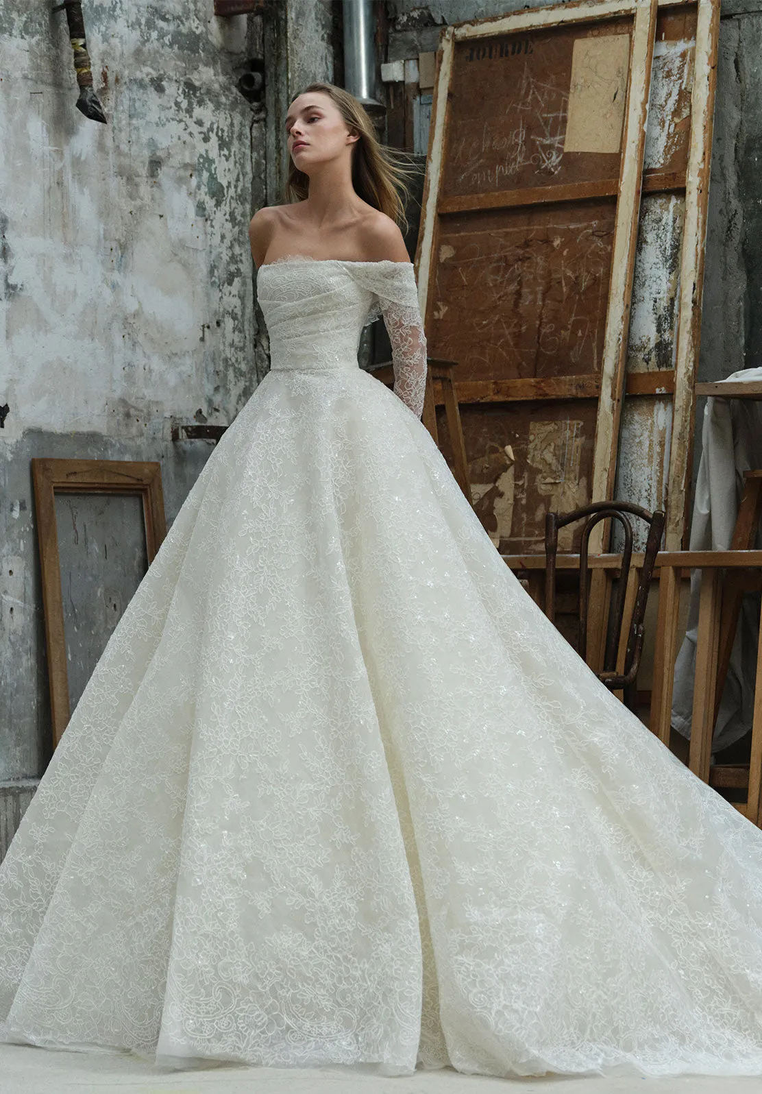 Look 11 sold by Elie Saab