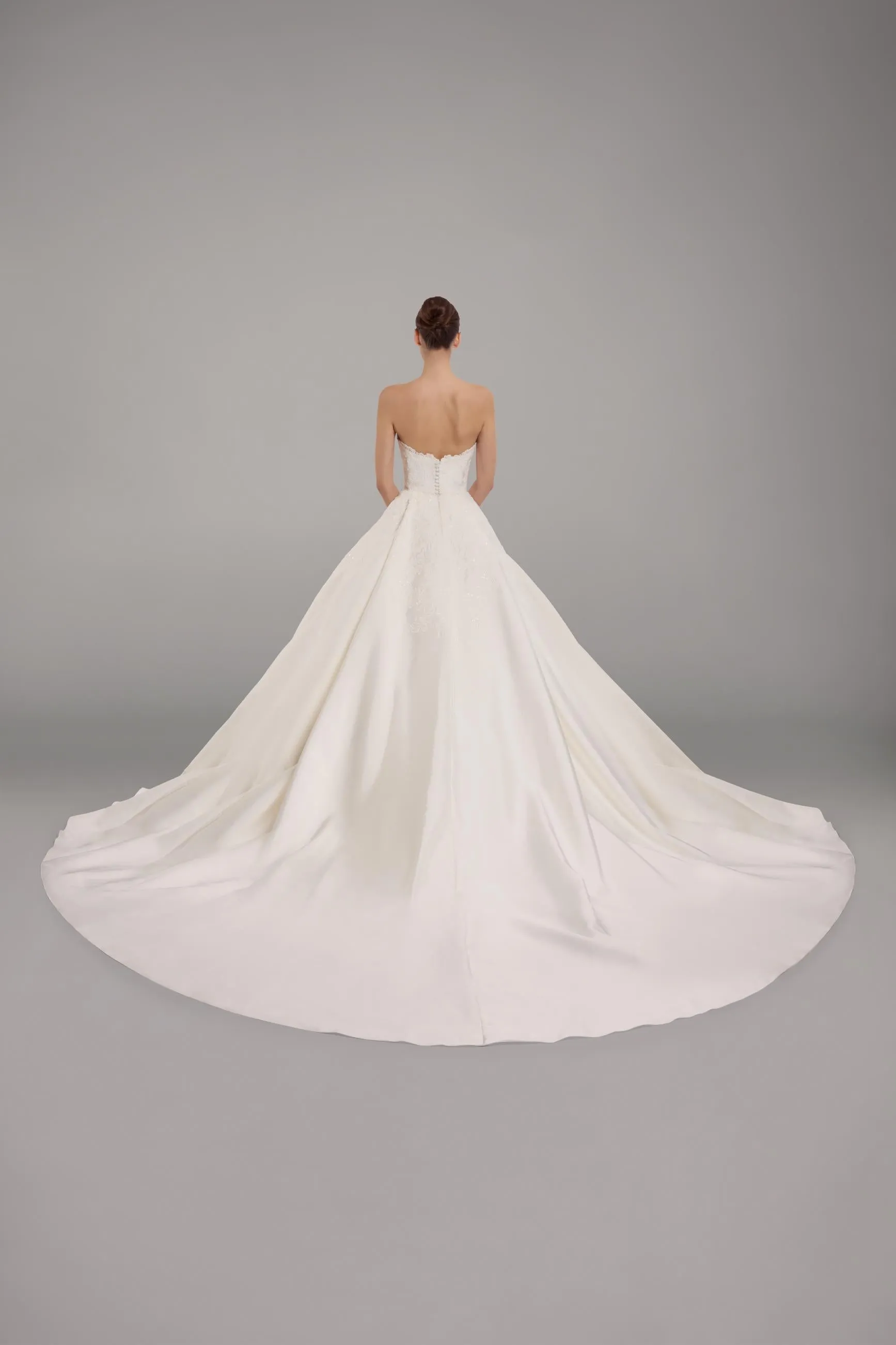 Look 5 sold by Elie Saab product image thumbnail 3