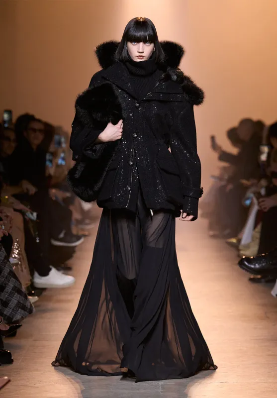 Look 10 sold by Elie Saab