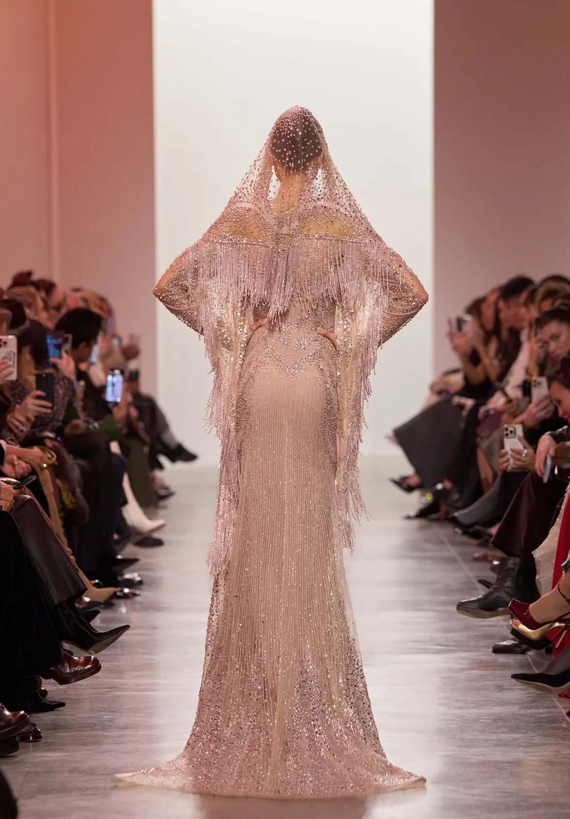 Look 42 sold by Elie Saab product image thumbnail 2