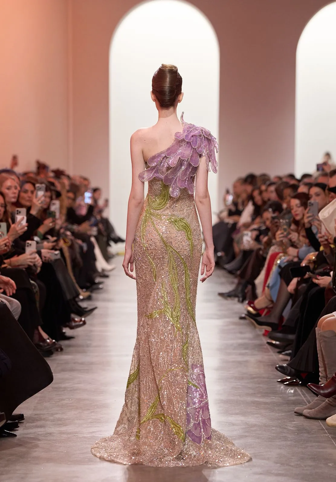 Look 38 sold by Elie Saab product image thumbnail 2