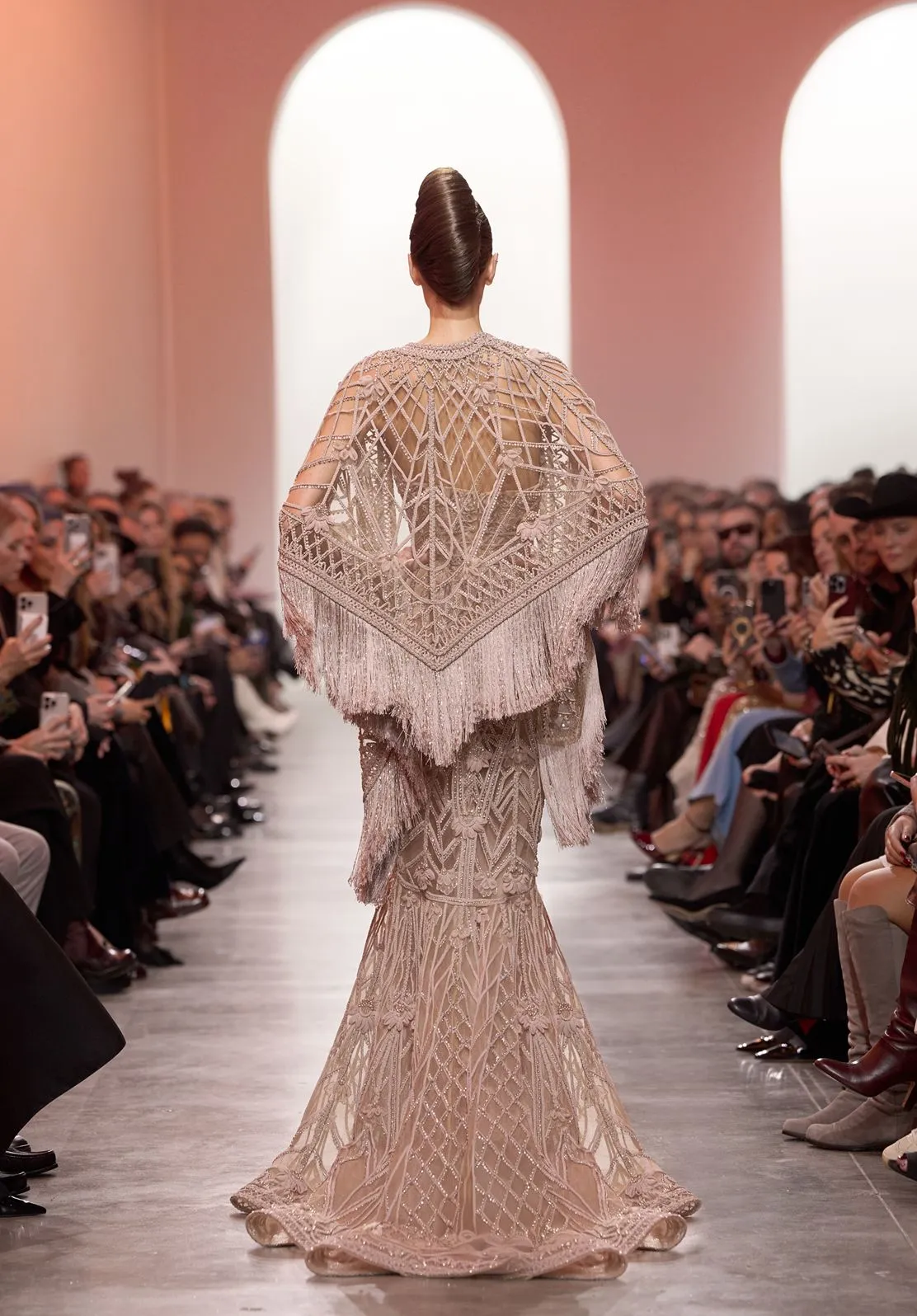 Look 28 sold by Elie Saab product image thumbnail 2