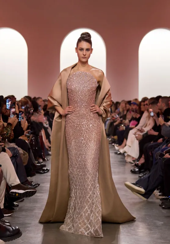Look 23 sold by Elie Saab
