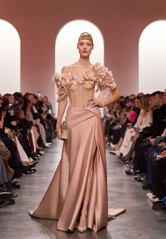 Look 6 sold by Elie Saab