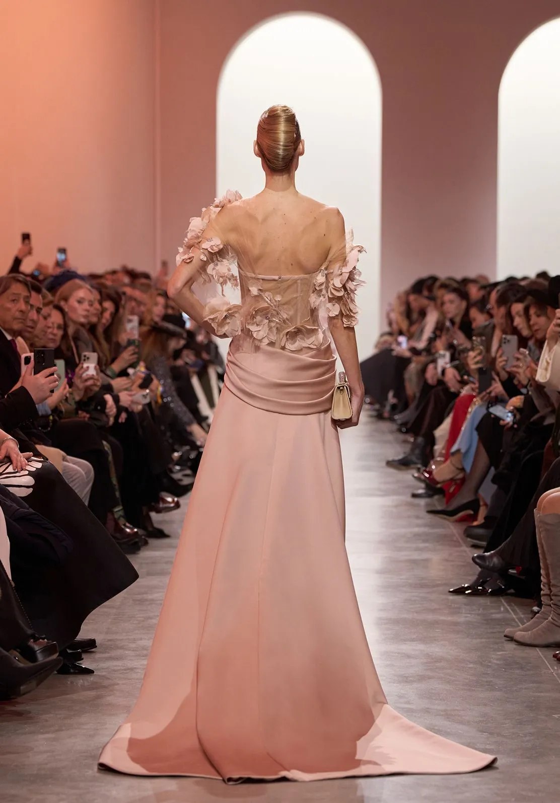 Look 6 sold by Elie Saab product image thumbnail 2