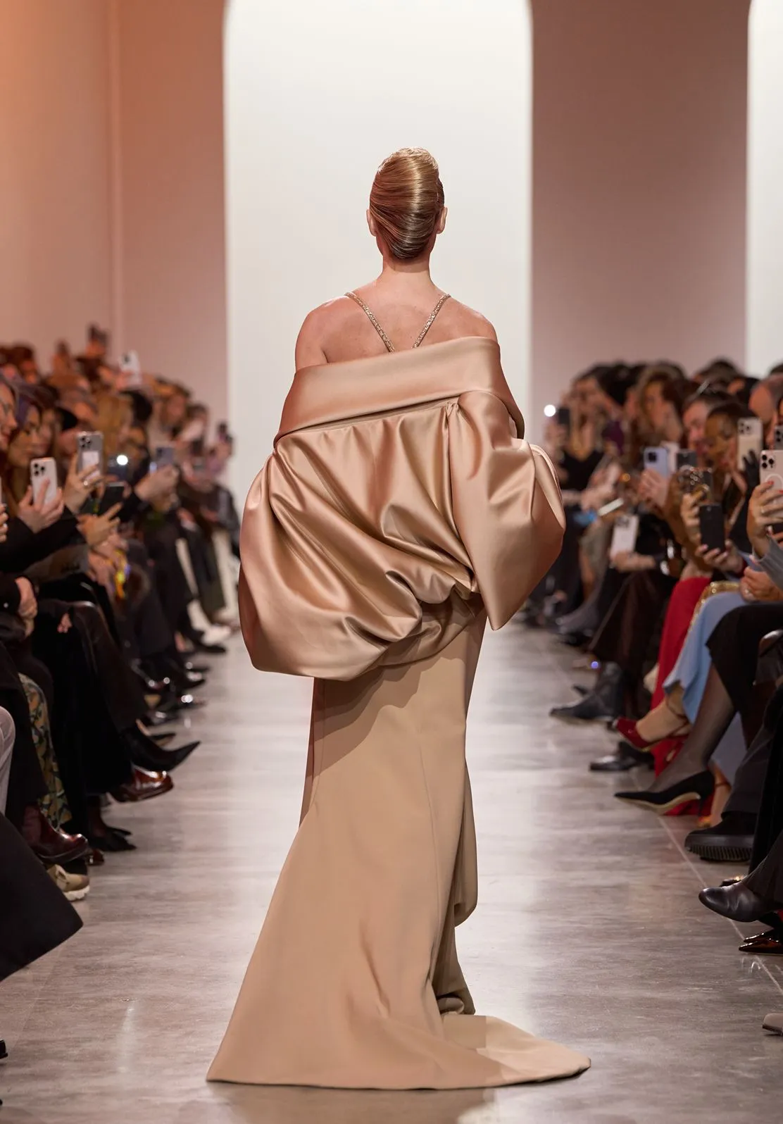 Look 2 sold by Elie Saab product image thumbnail 2