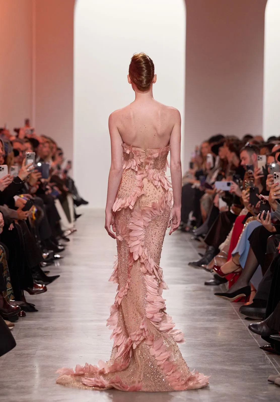 Look 4 sold by Elie Saab product image thumbnail 2