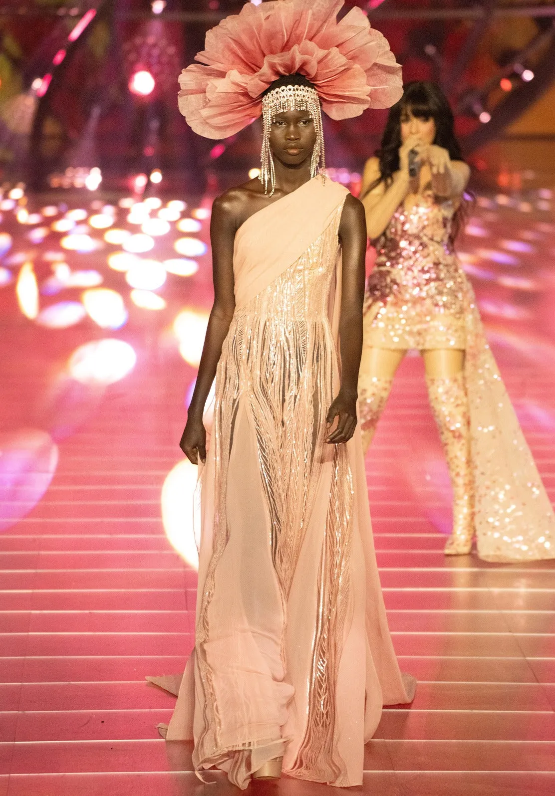 Look 22 sold by Elie Saab