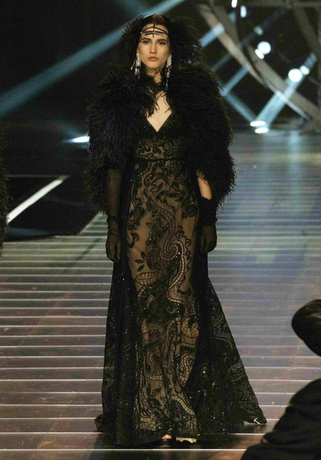 Look 8 sold by Elie Saab