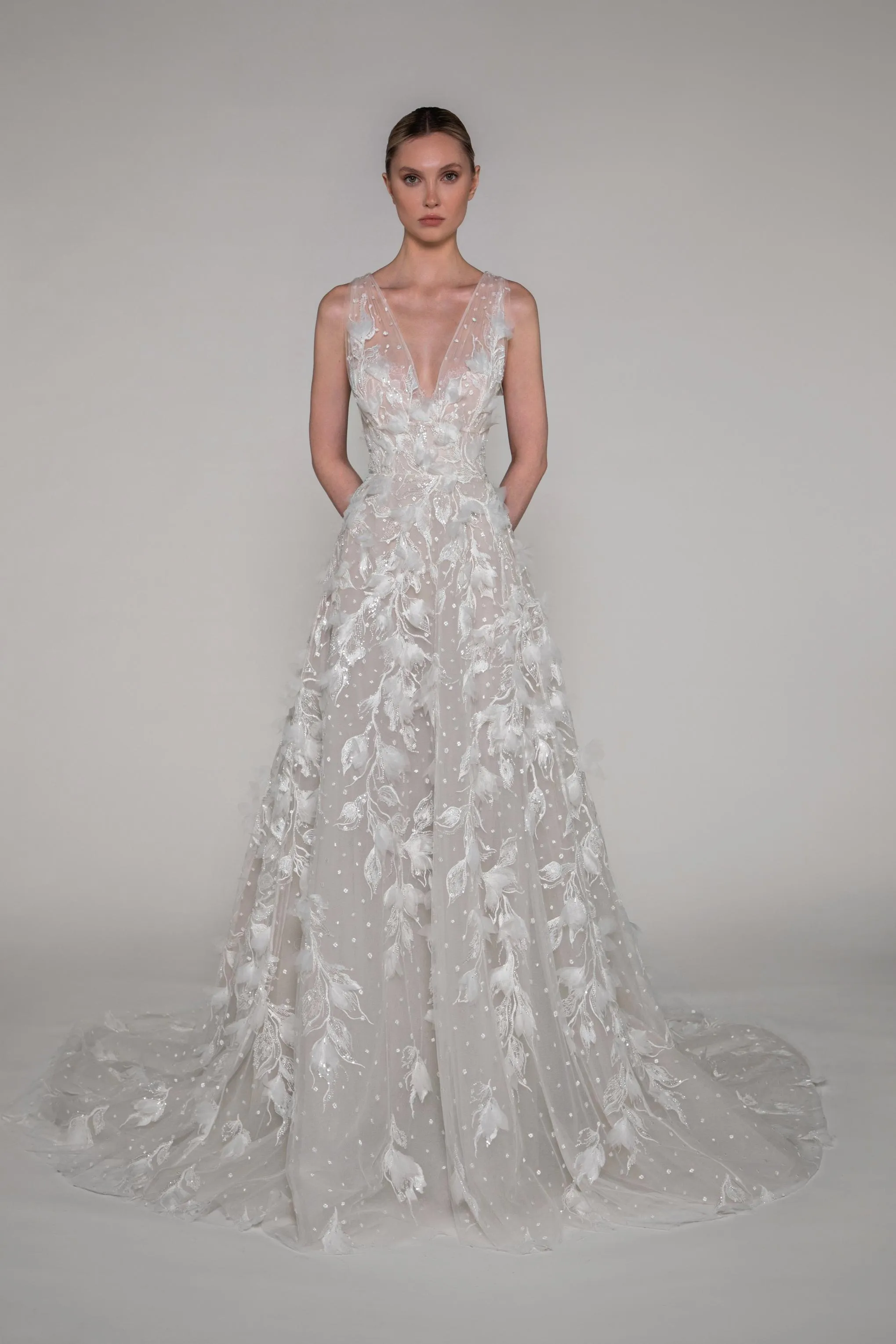 Look 11 sold by Elie Saab product image thumbnail 3