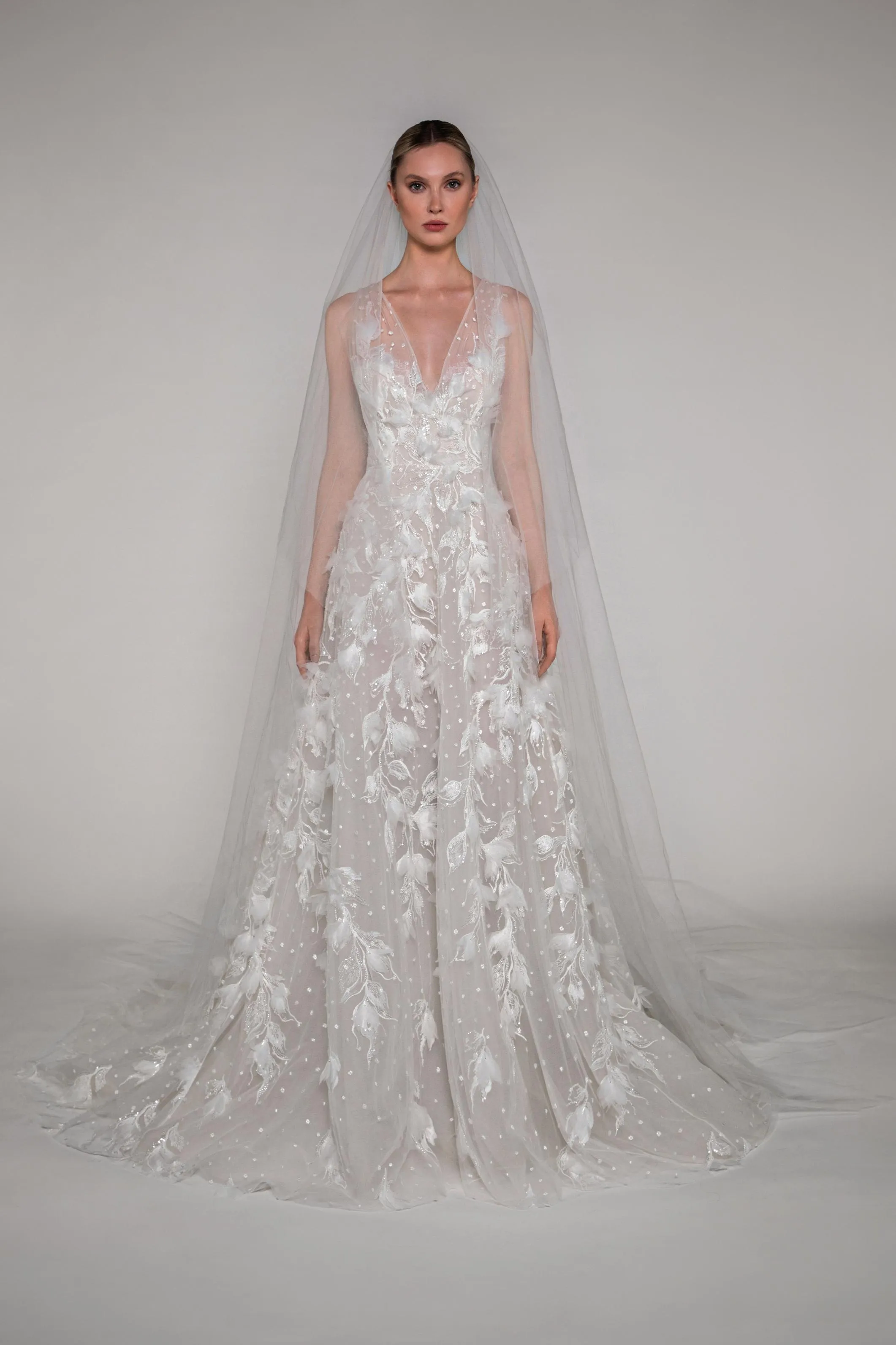 Look 11 sold by Elie Saab product image thumbnail 2