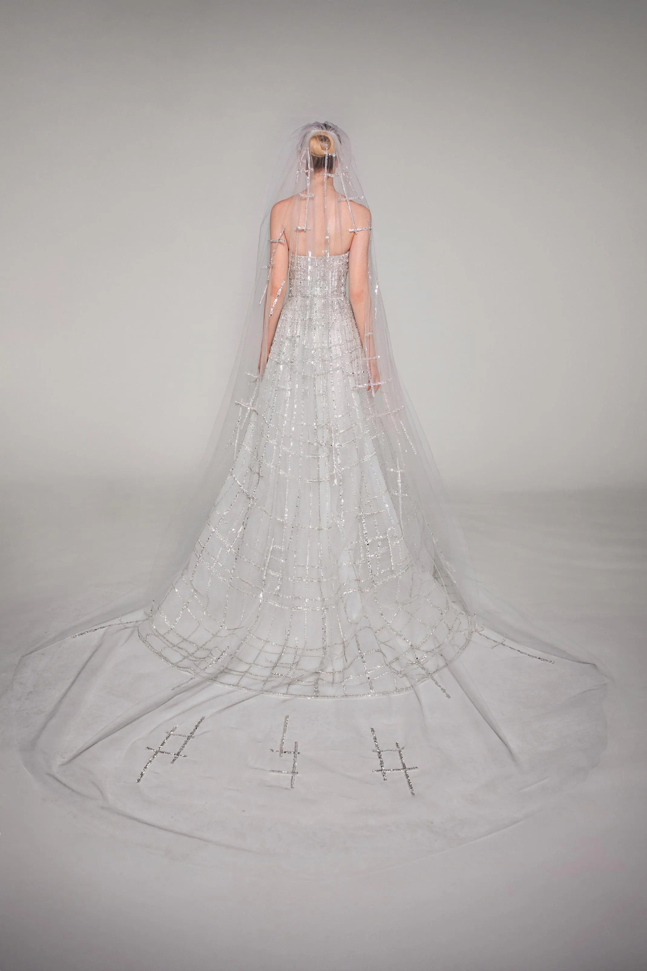 Look 9 sold by Elie Saab product image thumbnail 5