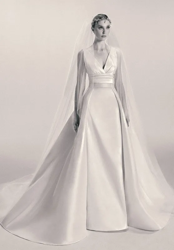 Look 5 sold by Elie Saab