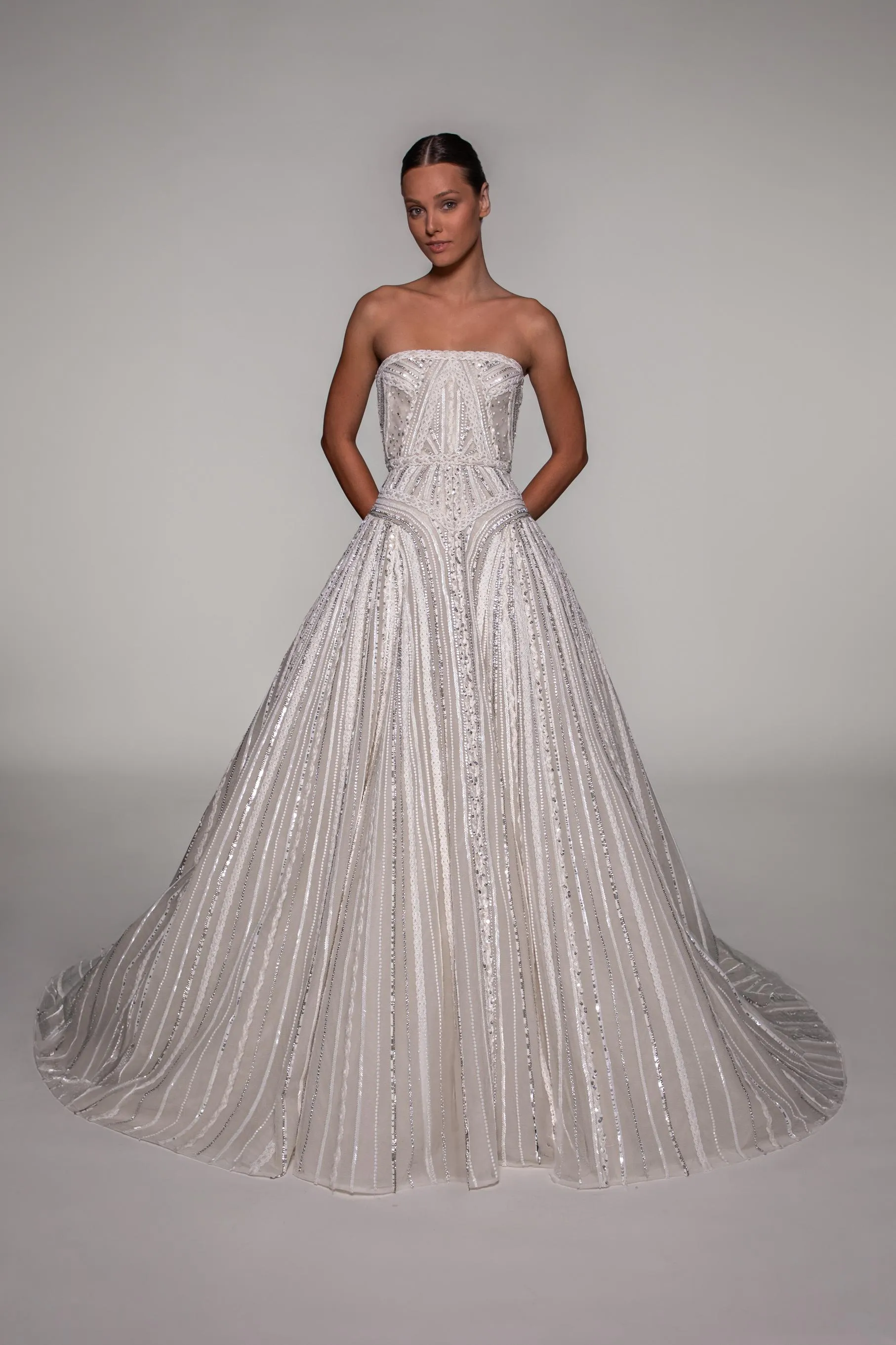 Look 3 sold by Elie Saab product image thumbnail 3