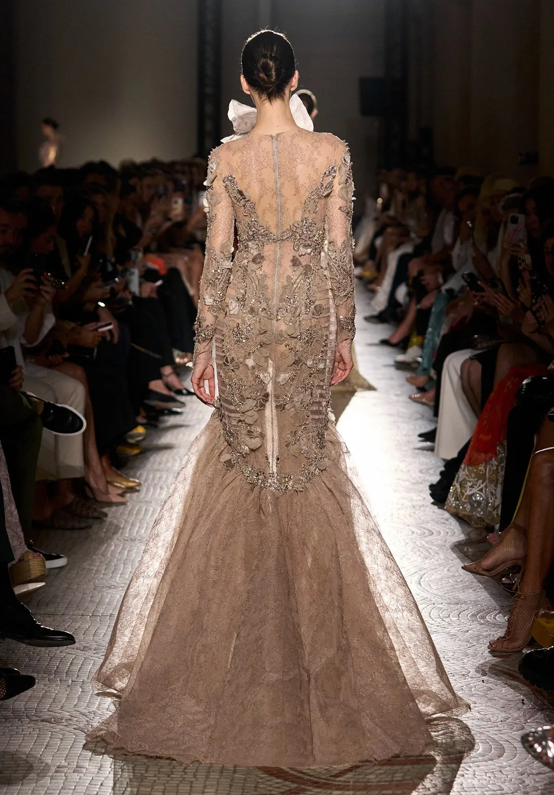 Look 62 sold by Elie Saab product image thumbnail 2