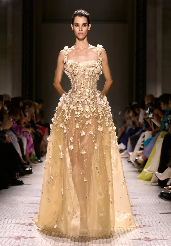 Look 53 sold by Elie Saab