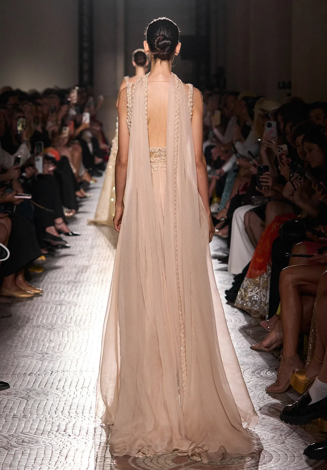 Look 54 sold by Elie Saab product image thumbnail 2