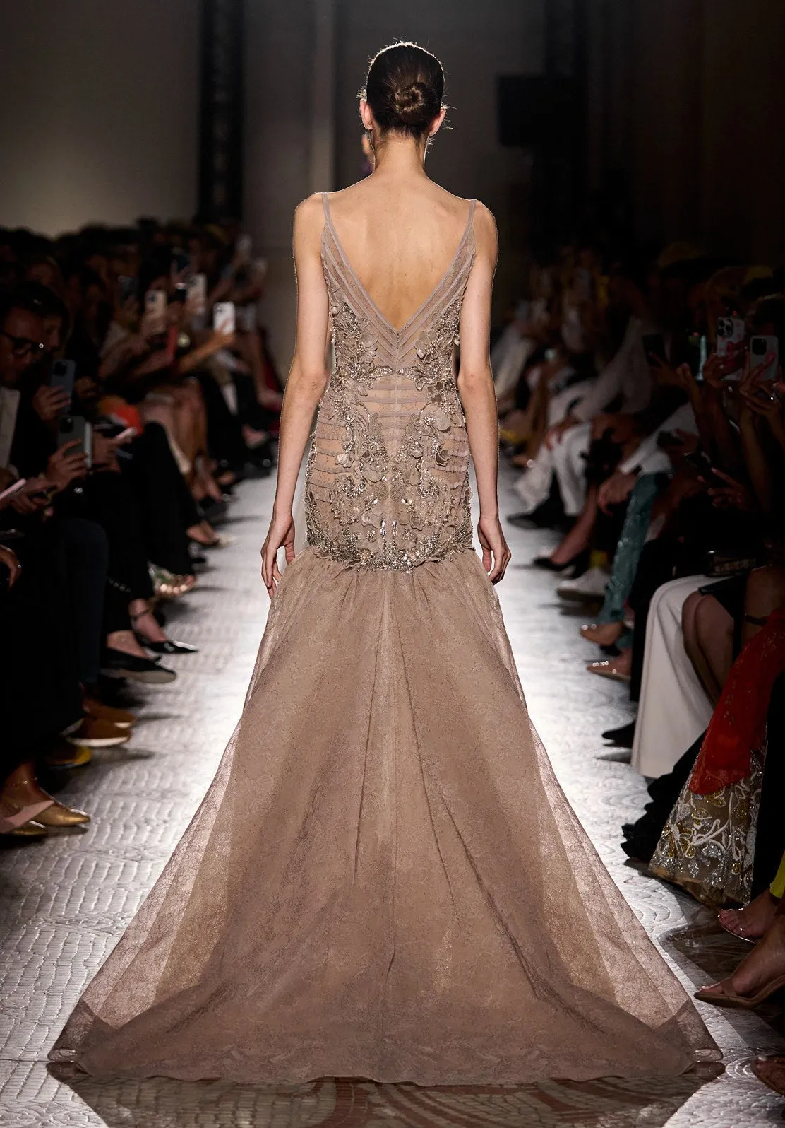 Look 47 sold by Elie Saab product image thumbnail 2