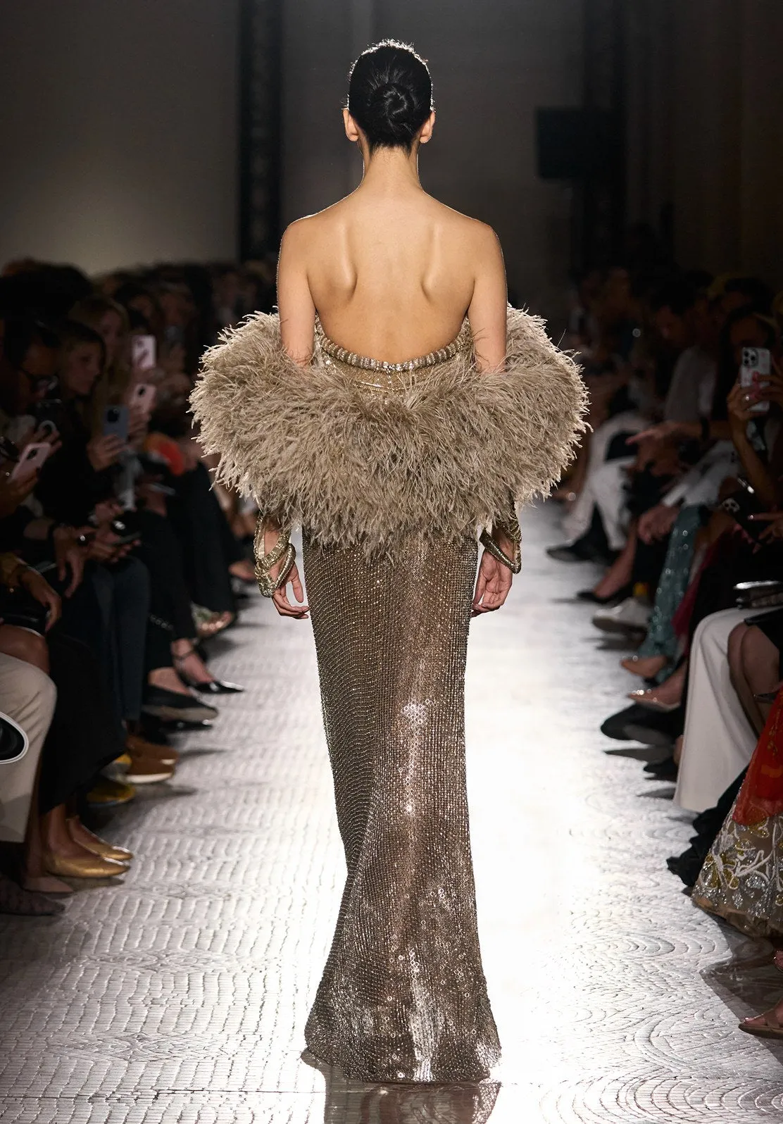 Look 40 sold by Elie Saab product image thumbnail 2