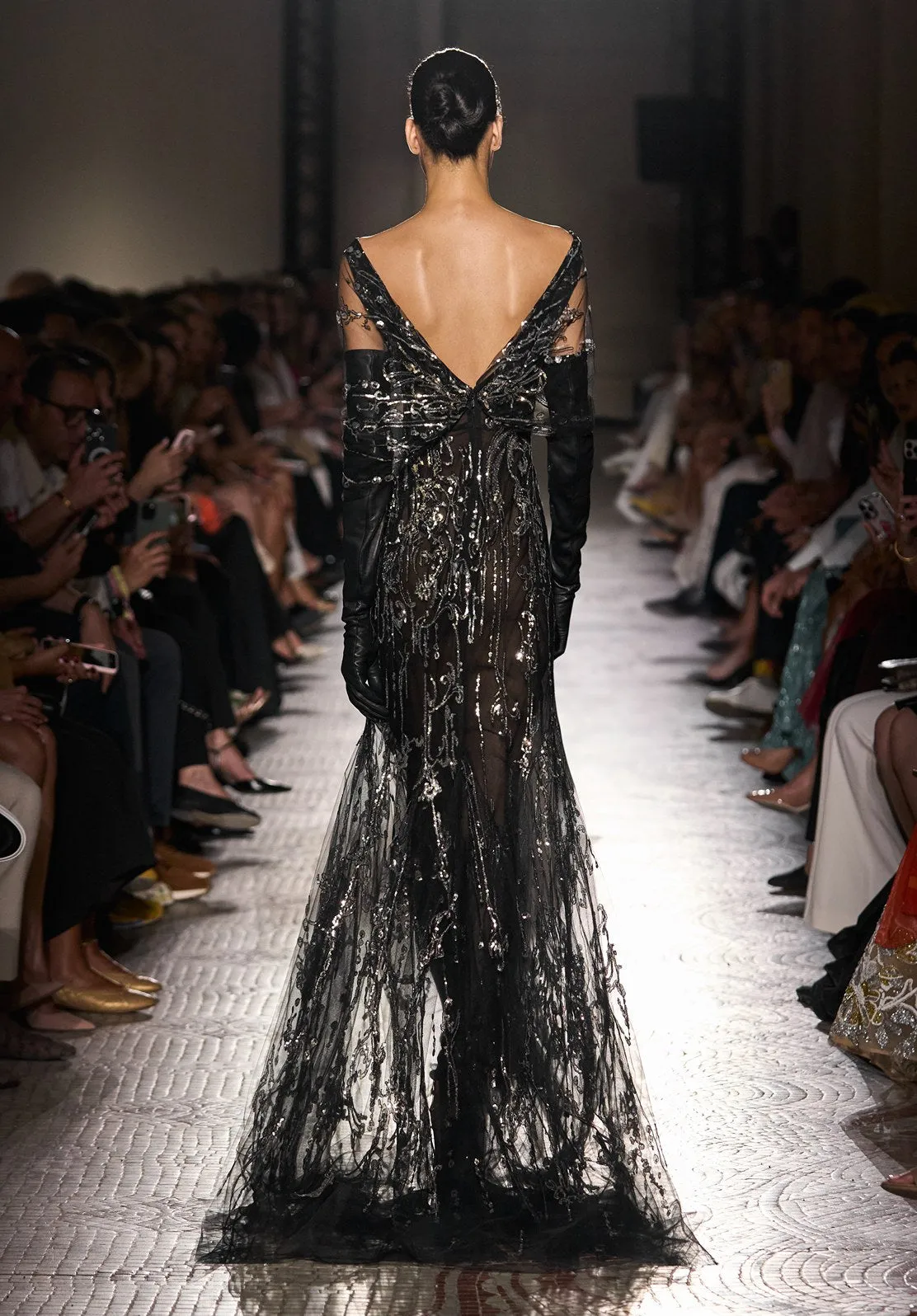 Look 36 sold by Elie Saab product image thumbnail 2