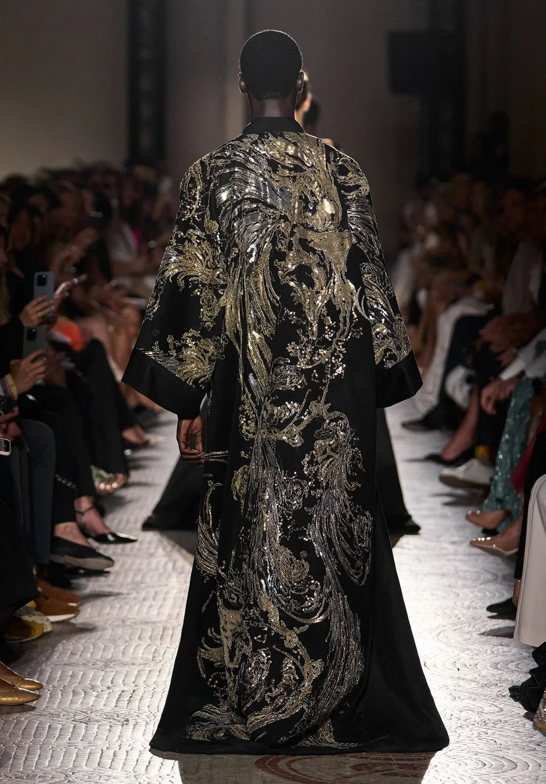 Look 35 sold by Elie Saab product image thumbnail 2