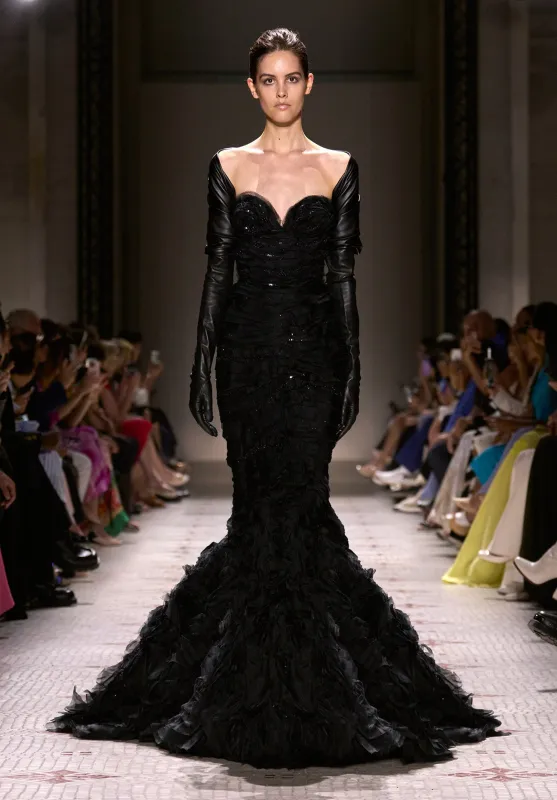 Look 17 made by Elie Saab