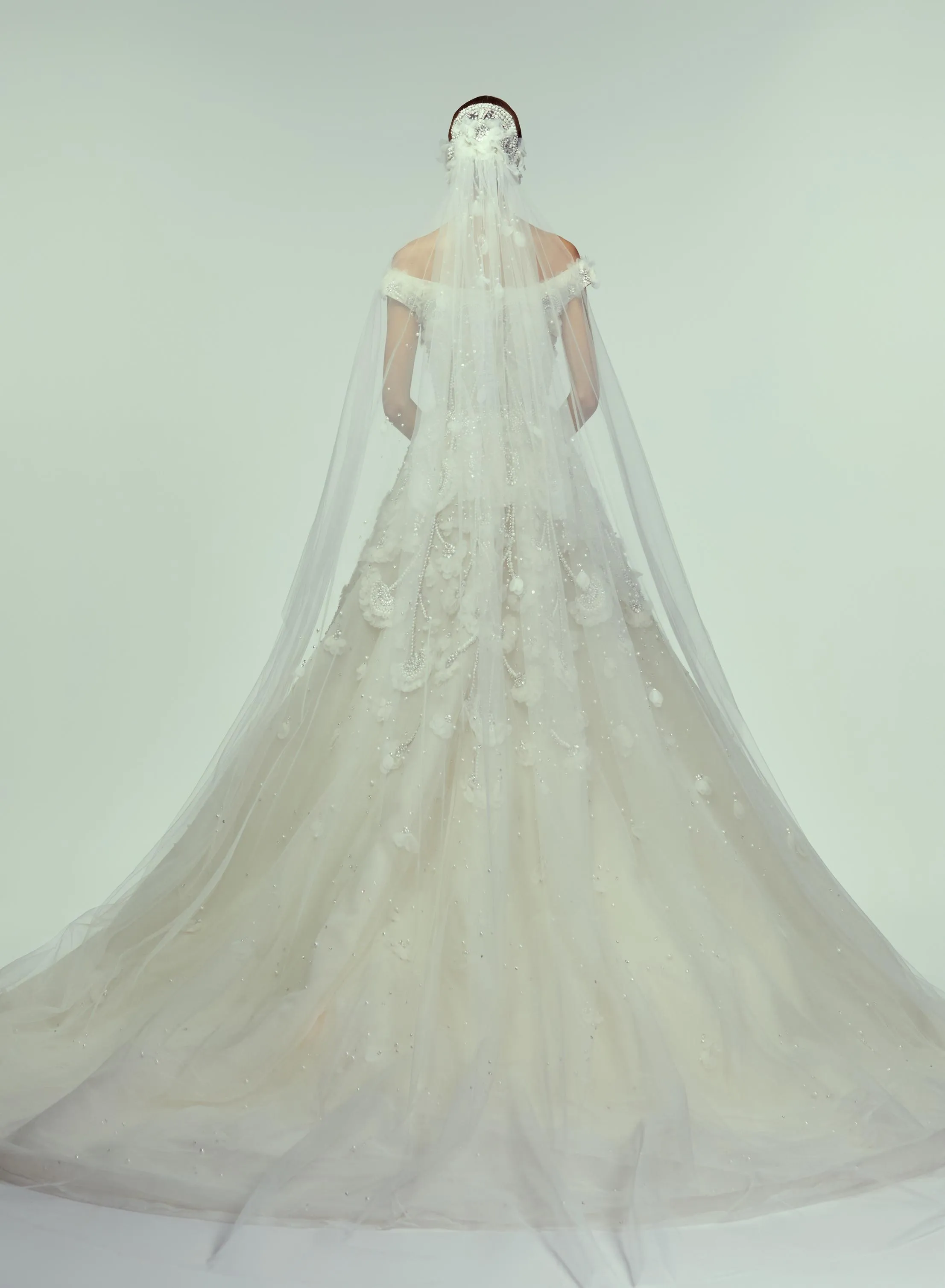 Look 12 sold by Elie Saab product image thumbnail 4