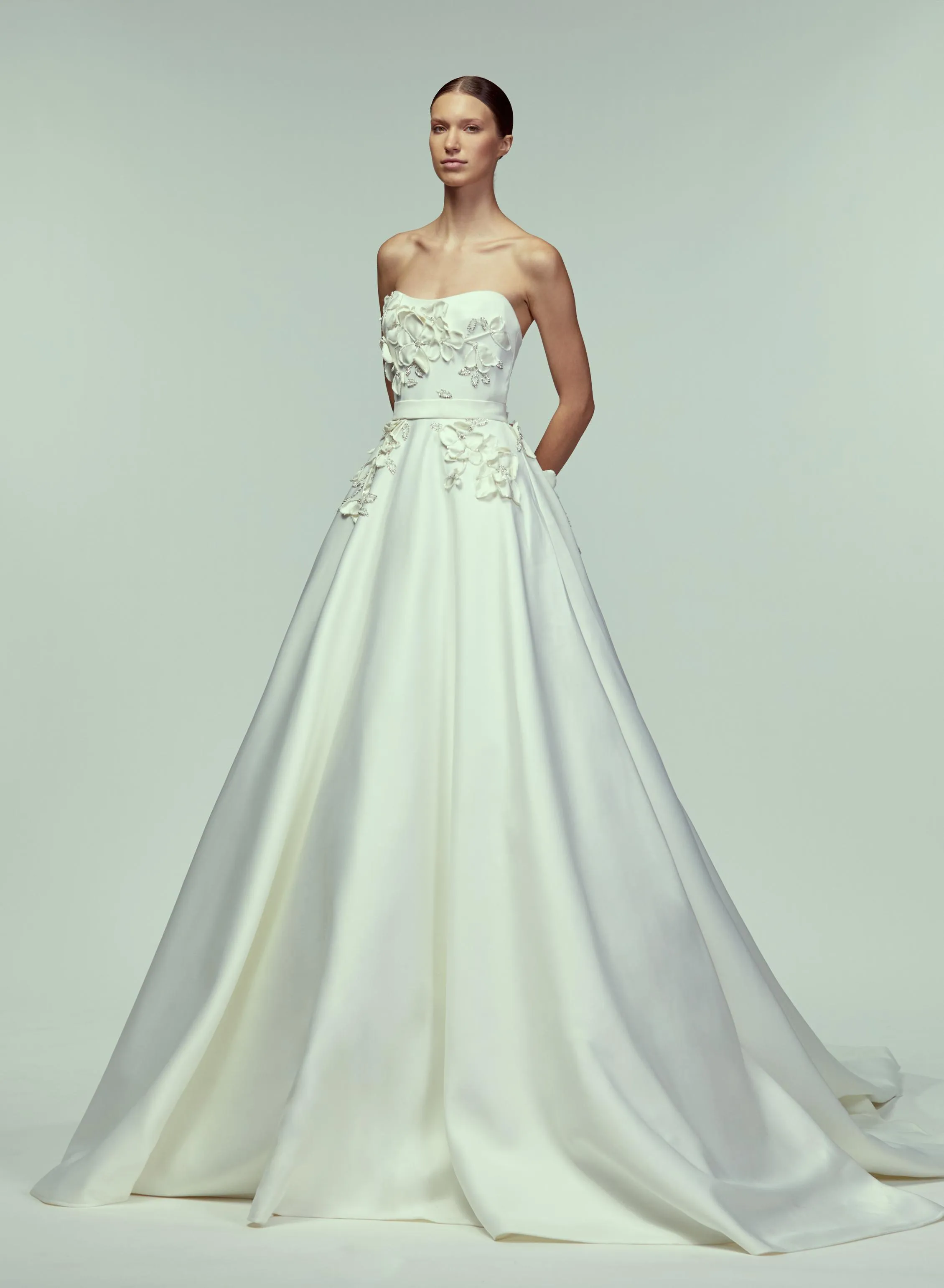 Look 7 sold by Elie Saab product image thumbnail 5