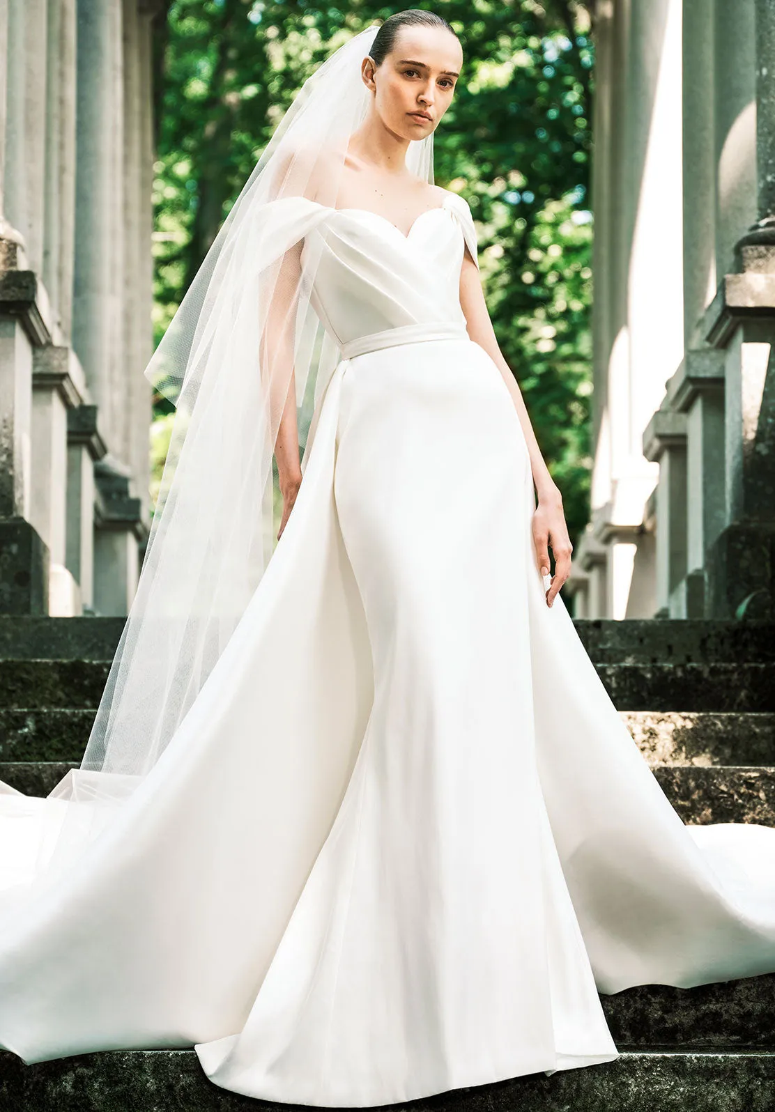 Look 2 sold by Elie Saab