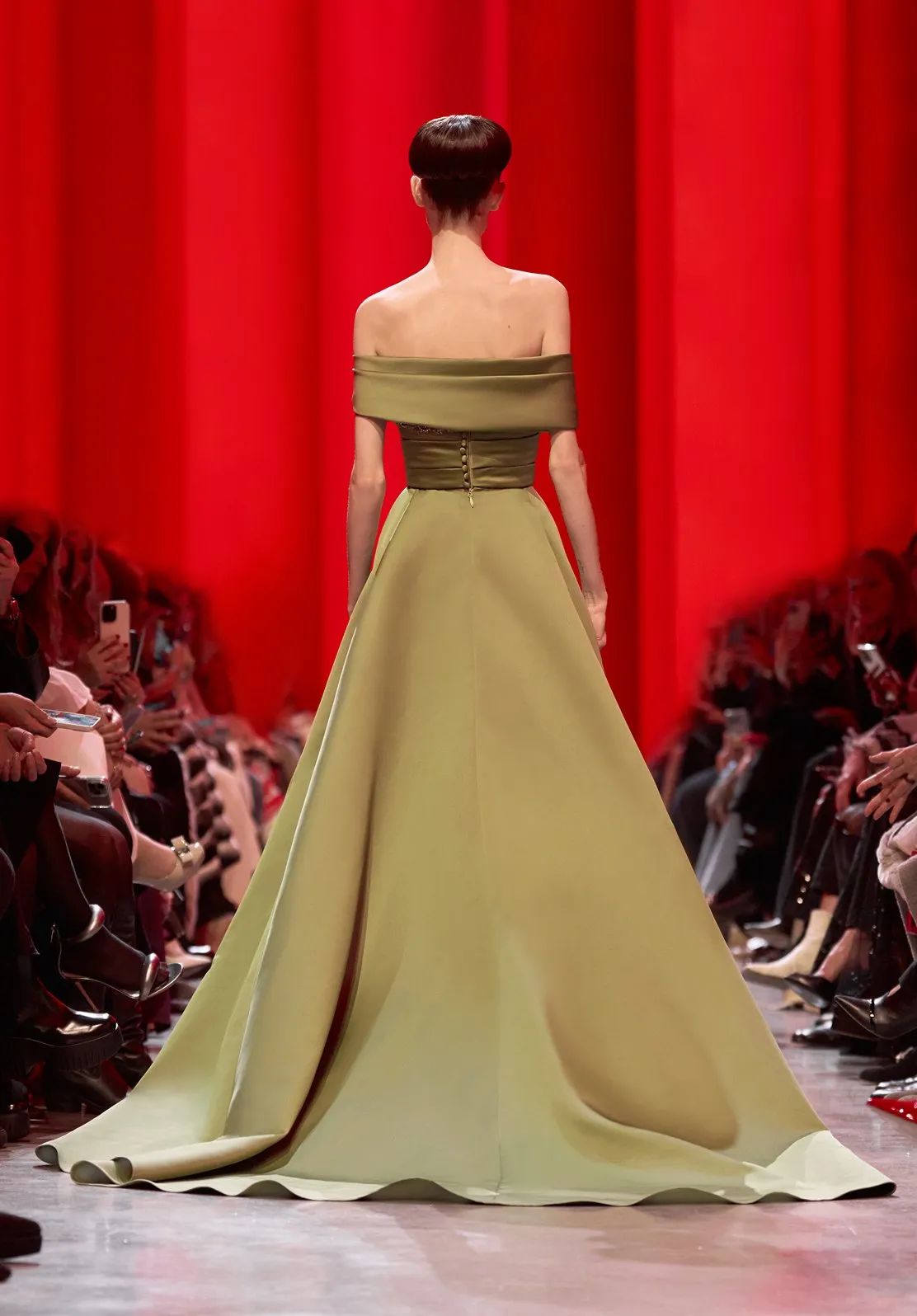 Look 49 sold by Elie Saab product image thumbnail 2