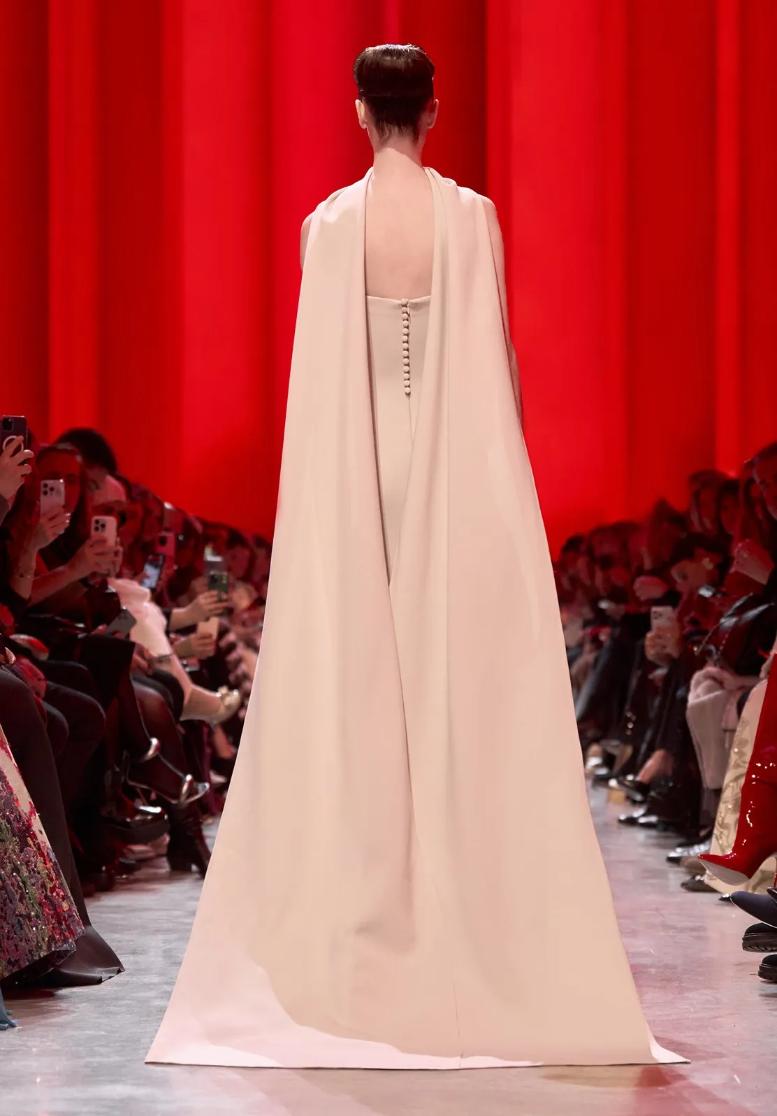 Look 19 sold by Elie Saab product image thumbnail 2